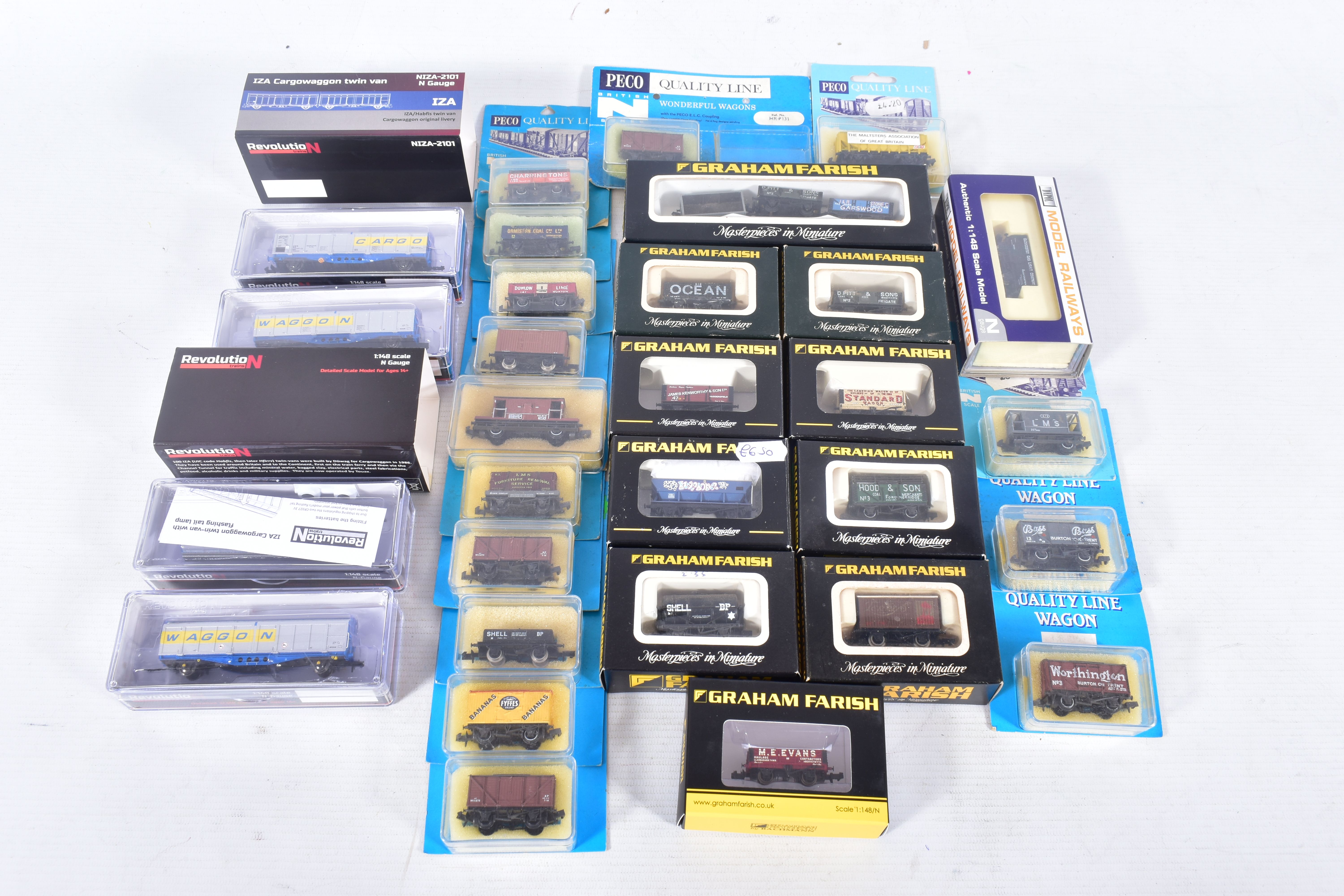 A QUANTITY OF ASSORTED BOXED N GAUGE ROLLING STOCK, Revolution, Graham Farish, Farish by Bachmann,
