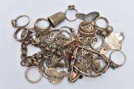 A BAG OF ASSORTED SILVER AND WHITE METAL JEWELLERY, to include a silver thimble hallmarked