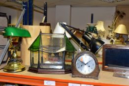 A GROUP OF DESK LAMPS, comprising a brass Banker's Lamp with a green glass shade, a reproduction '