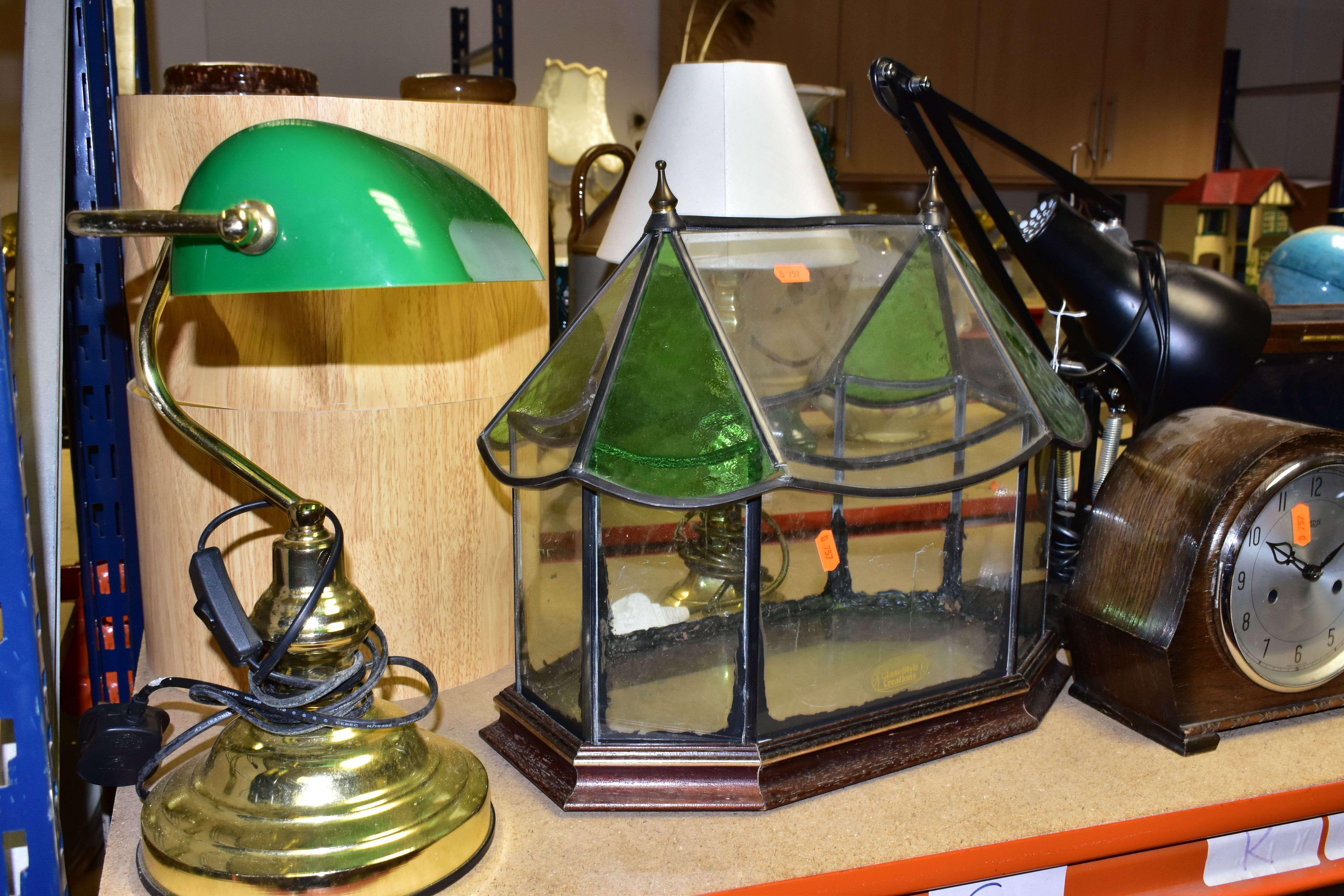 A GROUP OF DESK LAMPS, comprising a brass Banker's Lamp with a green glass shade, a reproduction ' - Image 4 of 4