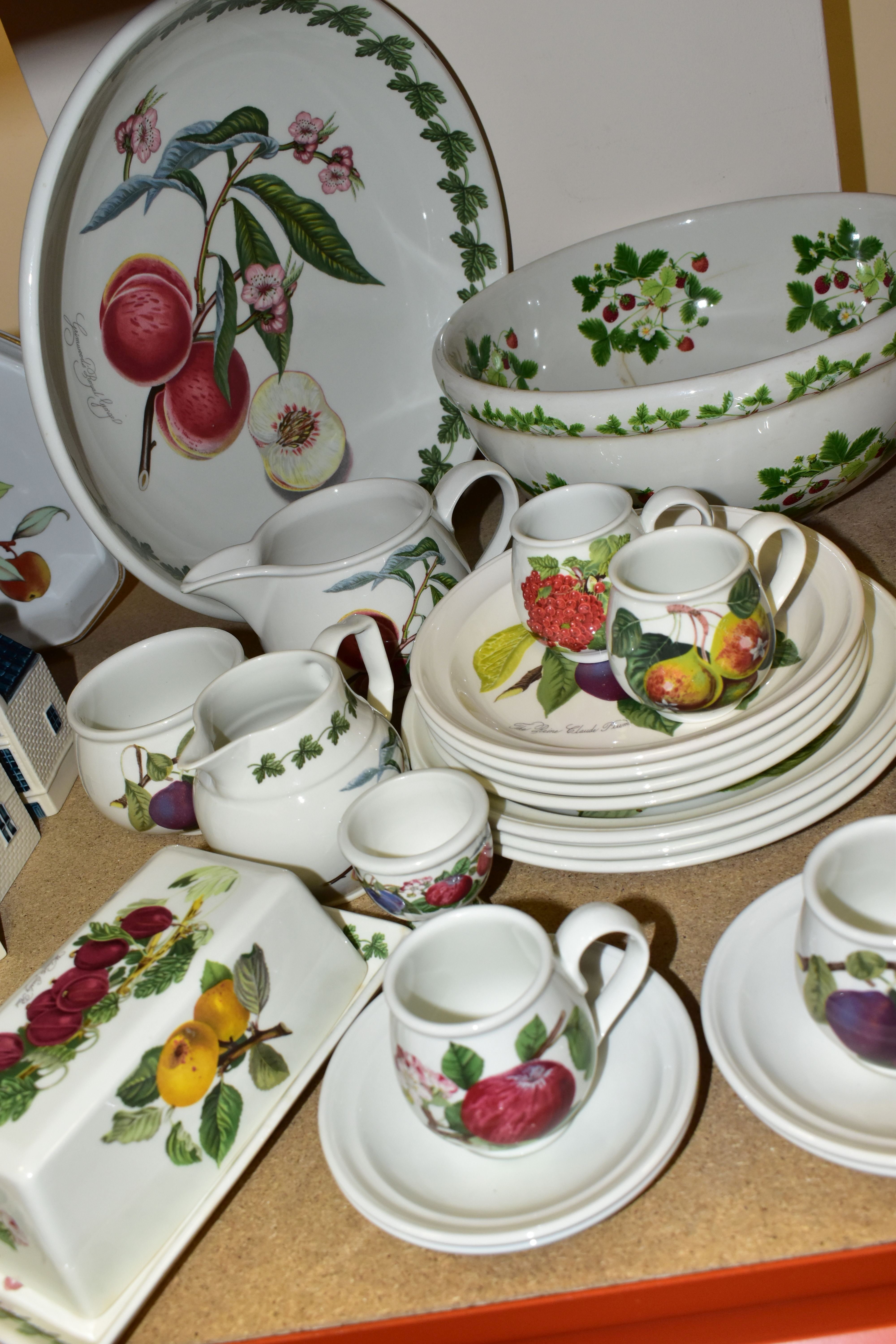 A QUANTITY OF PORTMEIRION DINNER WARES, comprising a large Summer Strawberries bowl (badly cracked - Image 2 of 4