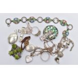 A BAG OF ASSORTED SILVER AND WHITE METAL JEWELLERY, to include a white metal bracelet designed