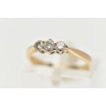 A THREE STONE DIAMOND RING, three round brilliant cut diamonds prong set in yellow gold, approximate