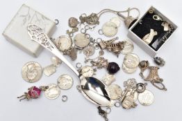 A BAG OF ASSORTED SILVER AND WHITE METAL ITEMS, to include a single silver teaspoon, hallmarked '