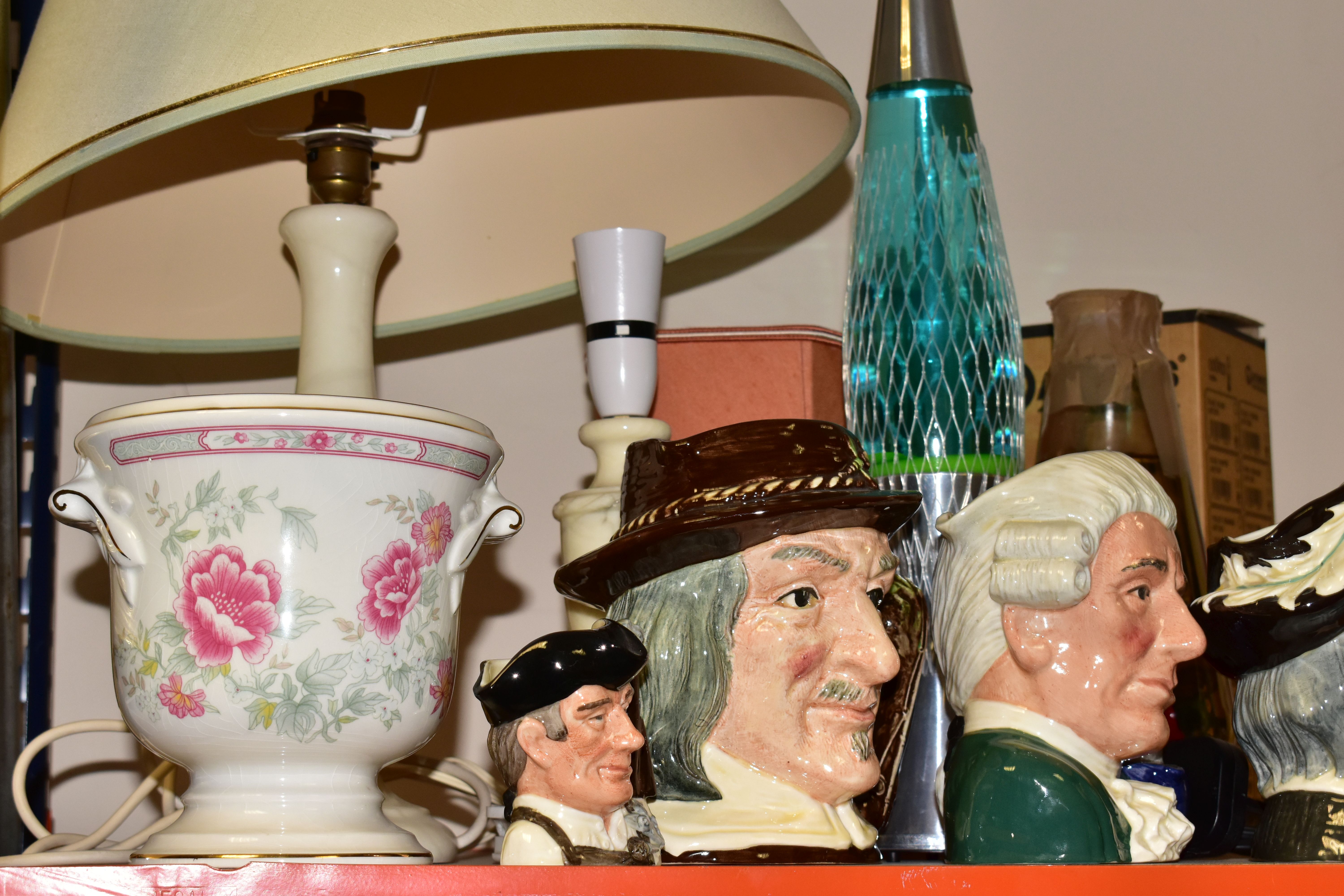 A GROUP OF CHARACTER JUGS AND TABLE LAMPS, to include an Edwardian keyhole shaped mantle clock - Image 5 of 5