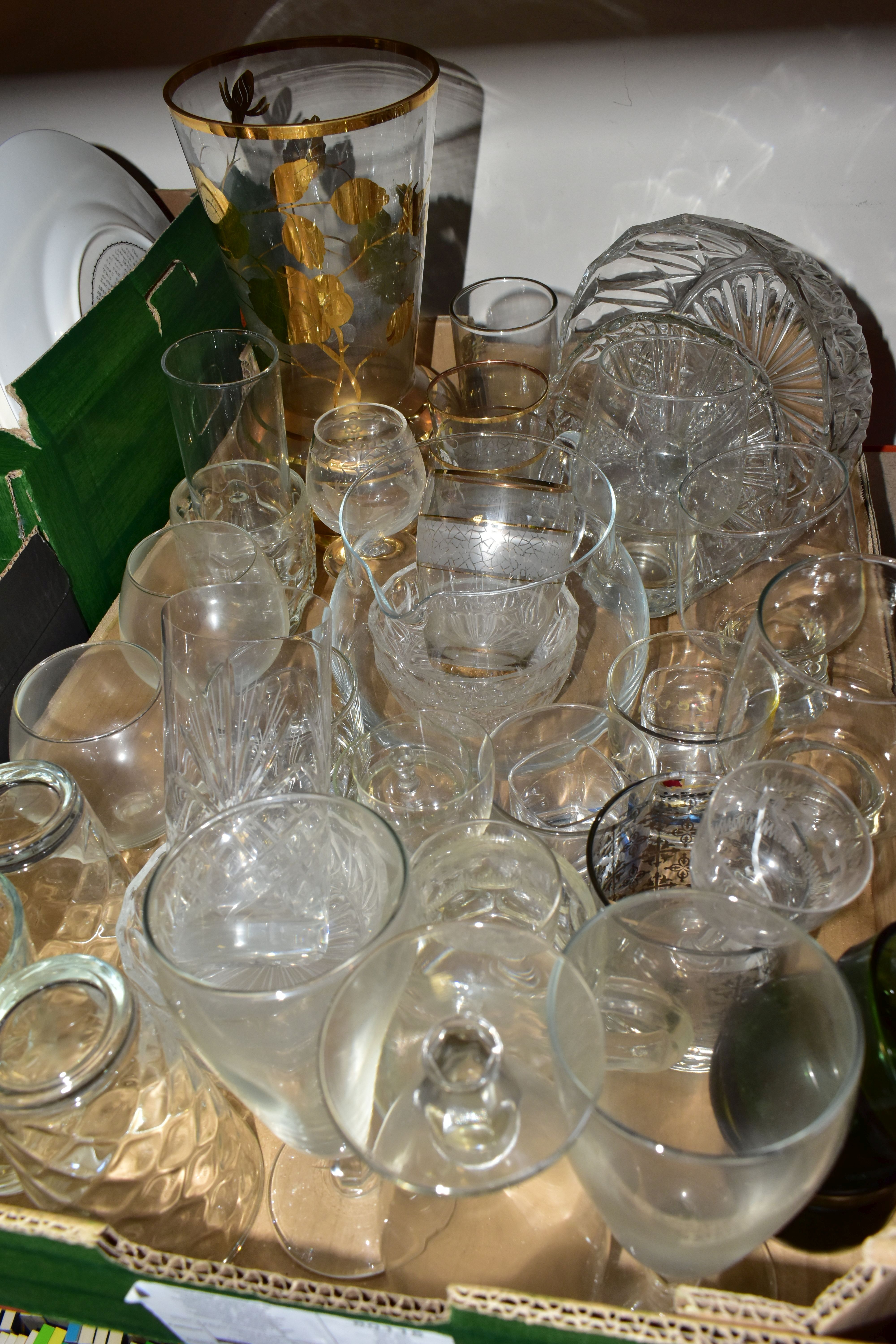 FIVE BOXES OF TEA WARES, ORNAMENTS AND GLASS WARE, to include a Colclough tea set pattern No. - Image 4 of 8