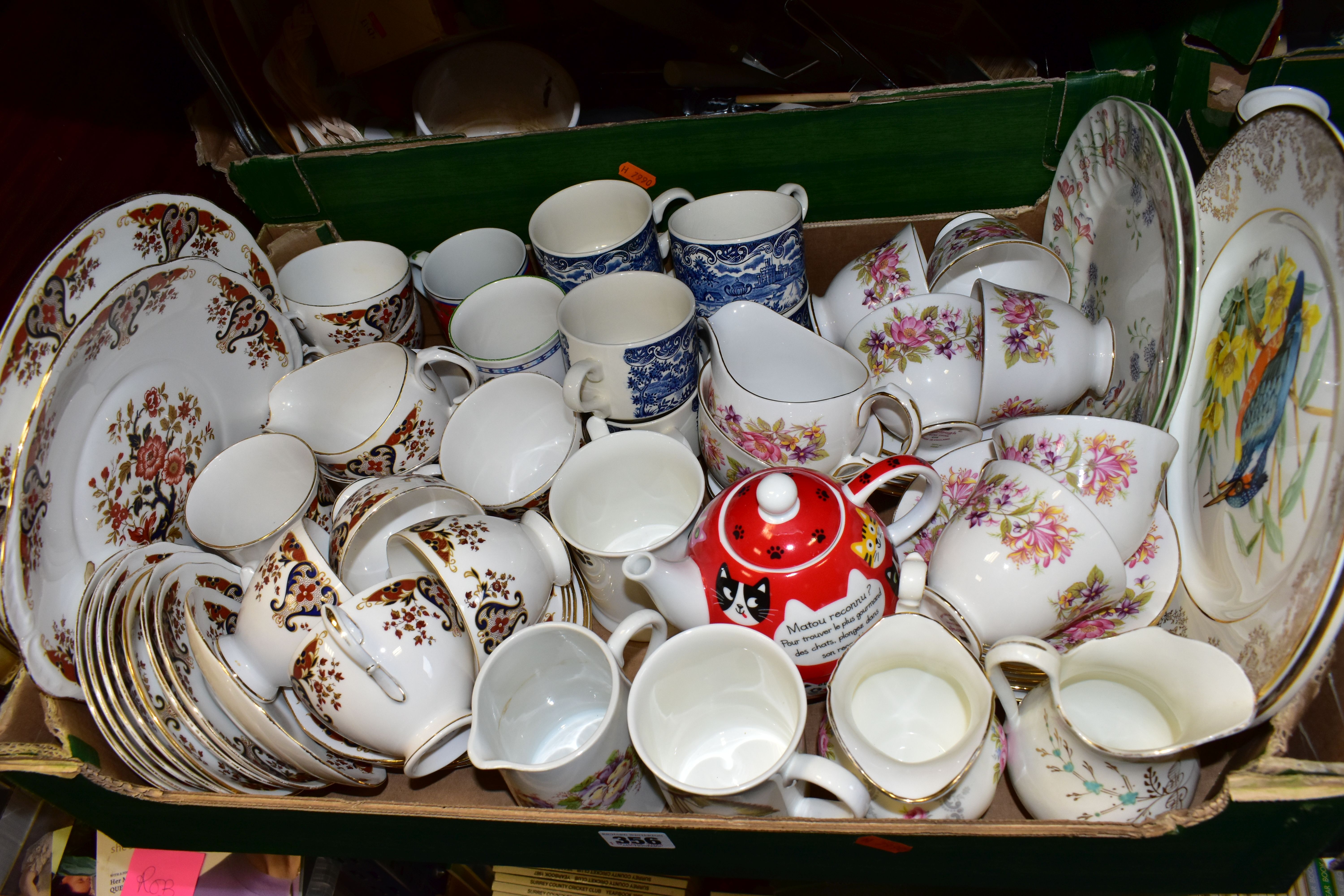 FIVE BOXES OF TEA WARES, ORNAMENTS AND GLASS WARE, to include a Colclough tea set pattern No. - Image 2 of 8