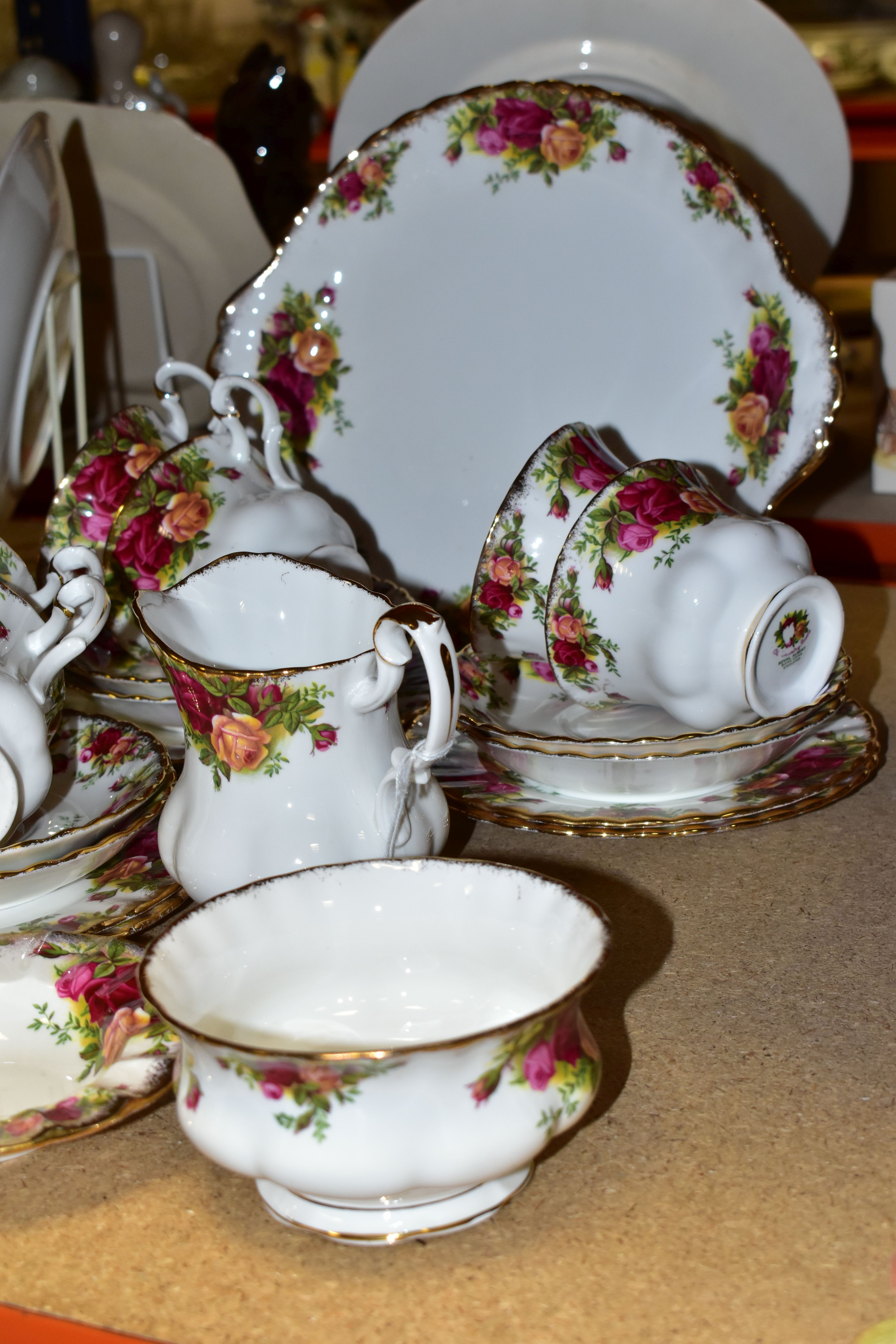 A ROYAL ALBERT 'OLD COUNTRY ROSES' PATTERN PART TEA SET, comprising milk jug, sugar bowl, bread - Image 3 of 3