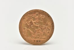 AN EDWARDIAN HALF GOLD SOVEREIGN COIN, depicting Edward VII to the obverse, George and the Dragon to