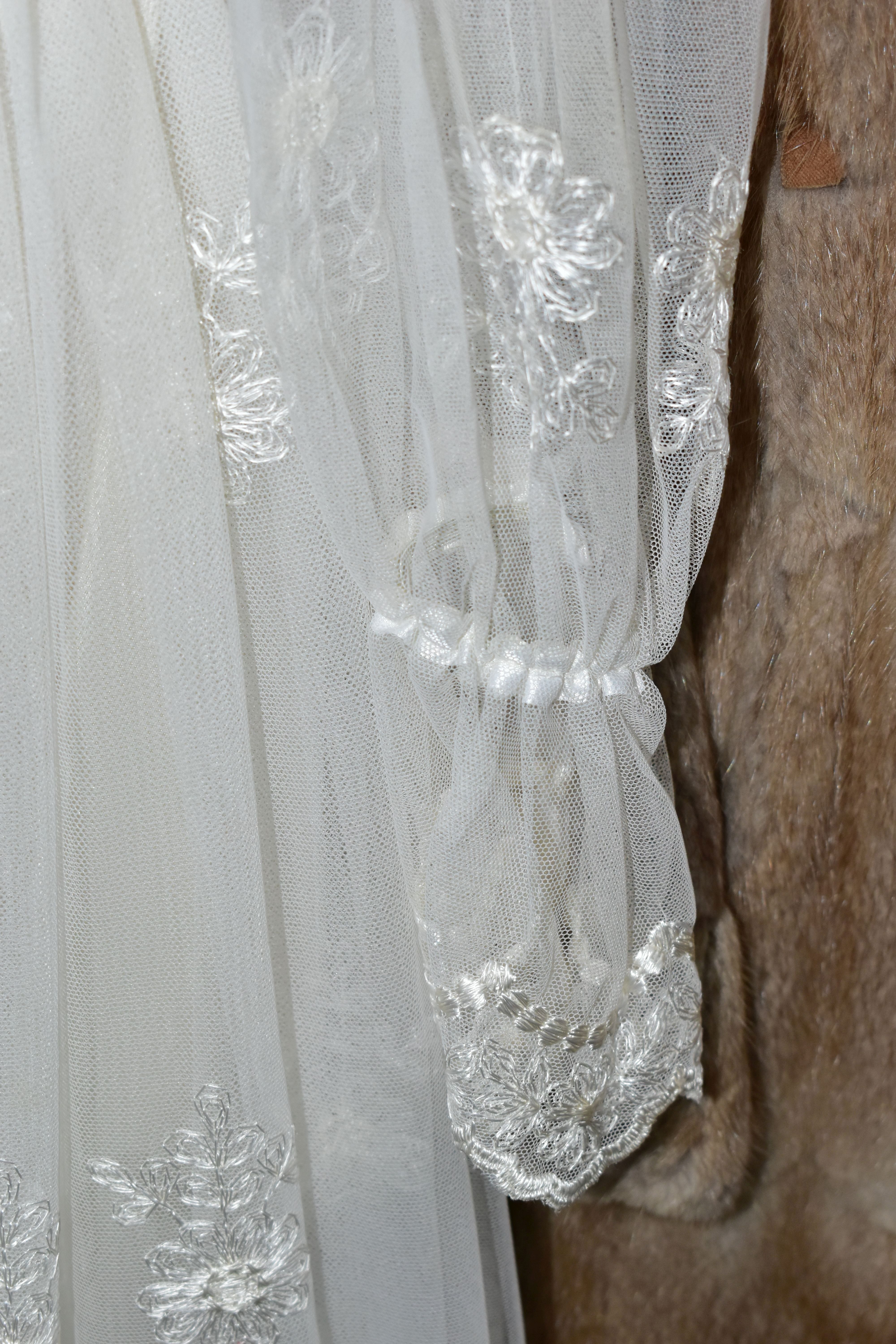 A 1970'S EDWARDIAN STYLE PRONUPTIA WEDDING DRESS TOGETHER WITH A MAXI LENGTH FUR COAT, the dress - Image 3 of 9