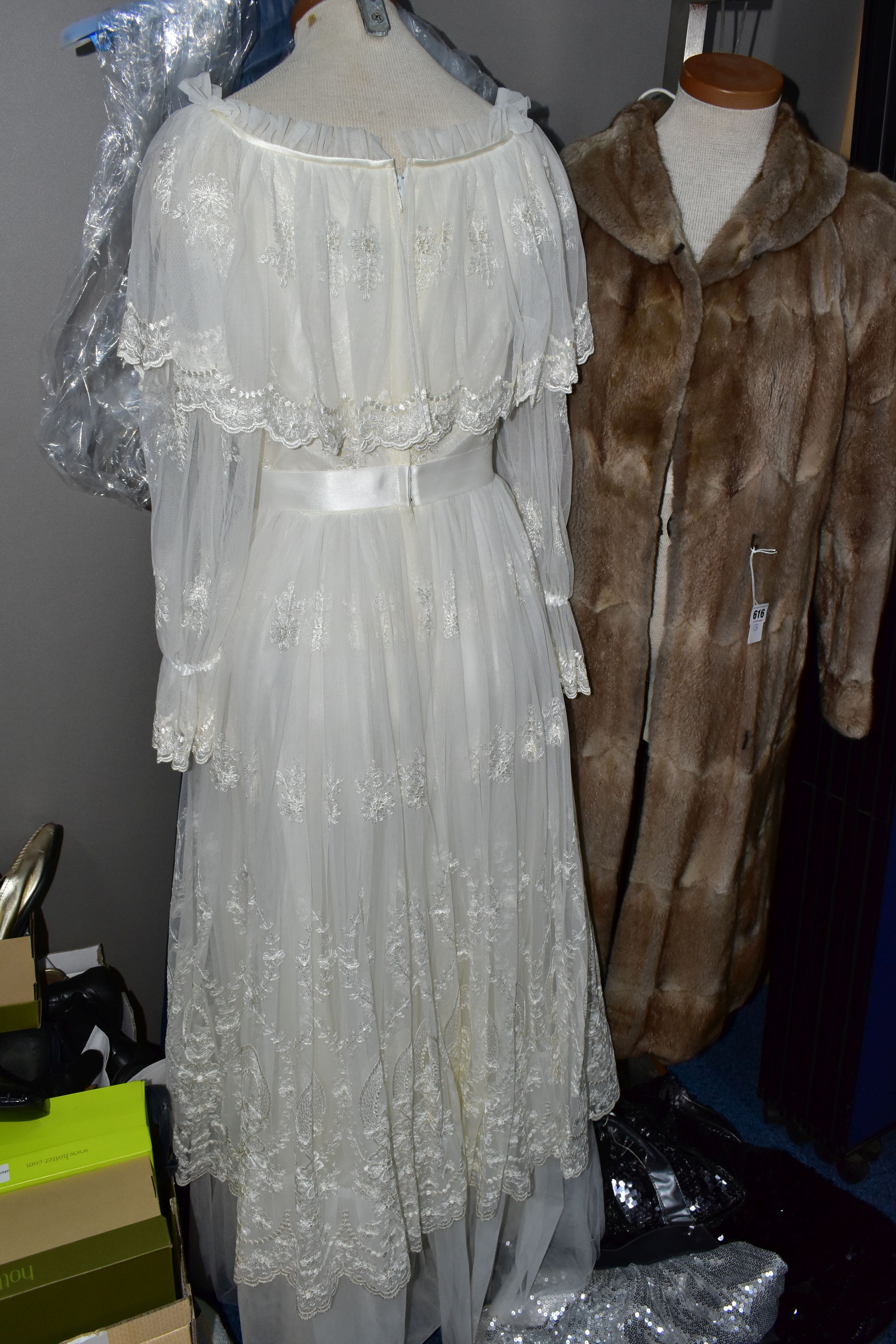 A 1970'S EDWARDIAN STYLE PRONUPTIA WEDDING DRESS TOGETHER WITH A MAXI LENGTH FUR COAT, the dress - Image 6 of 9