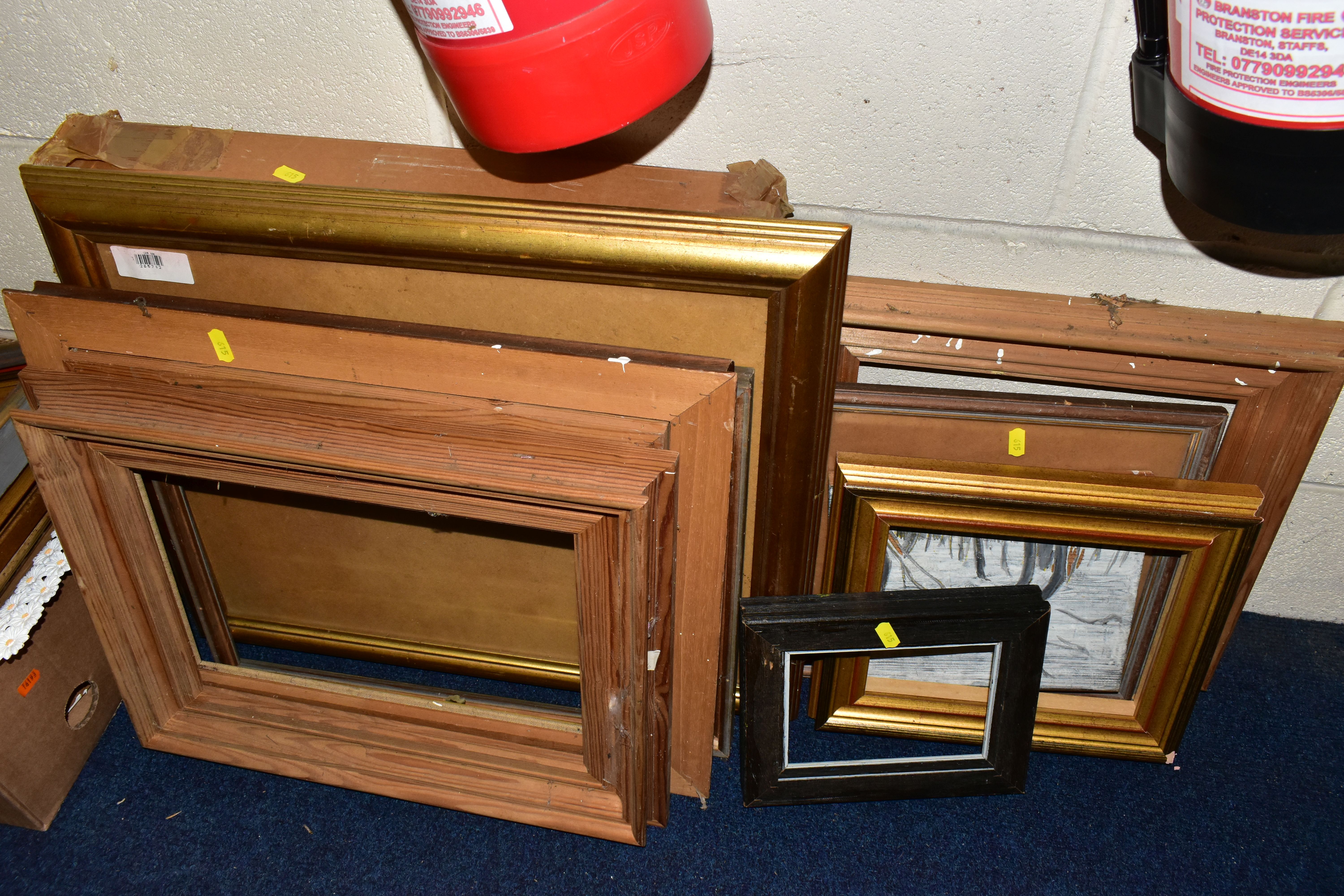 A QUANTITY OF WOODEN PICTURE FRAMES, assorted shapes and sizes, together with a small number of - Image 3 of 8