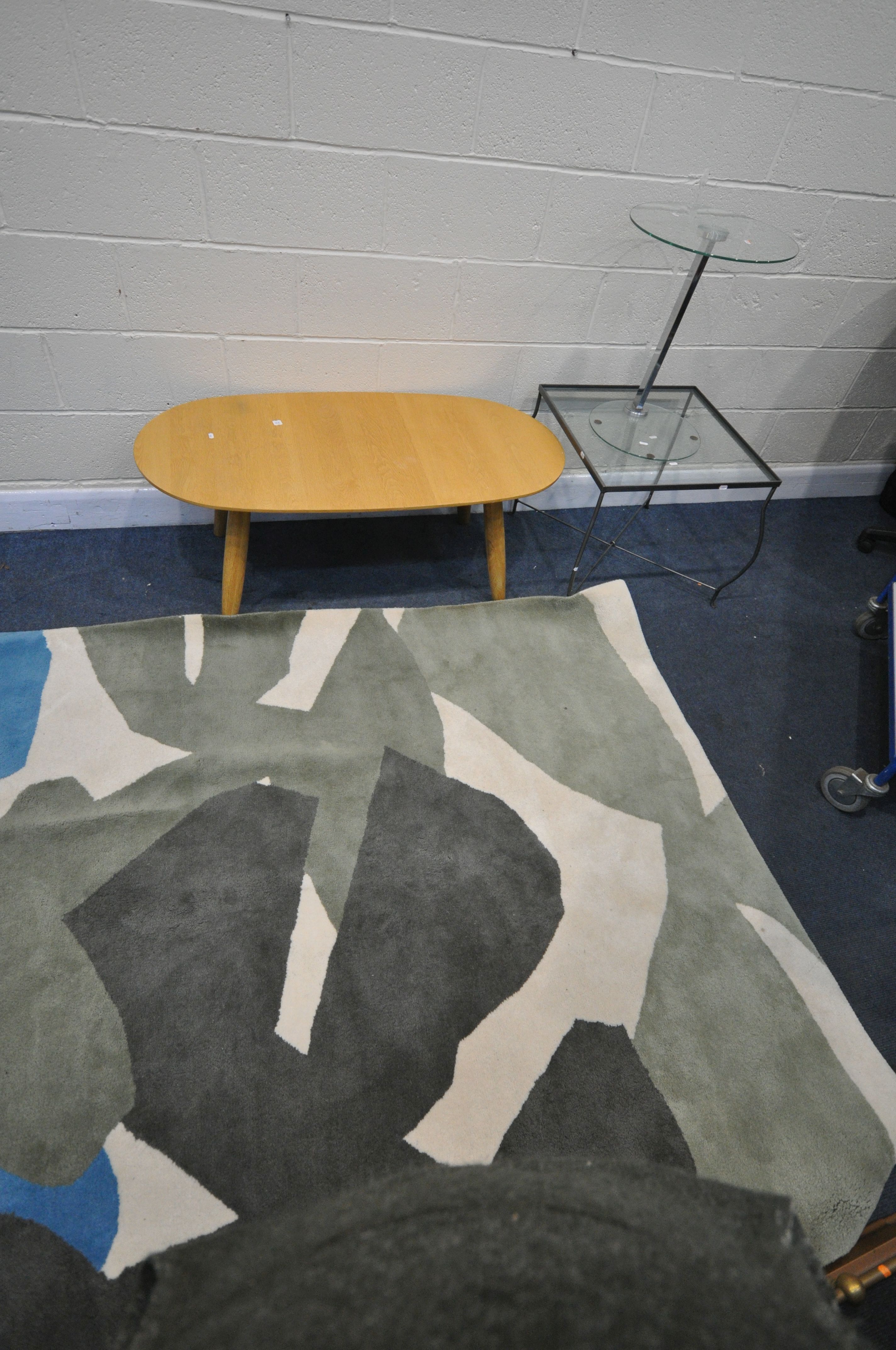 A SELECTION OF OCCASIONAL FURNITURE, to include a rug with geometric patterns, 237cm x 171cm, a