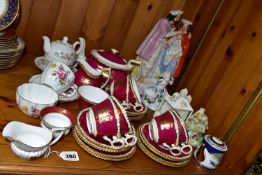 A GROUP OF CERAMICS, to include a Wedgwood 'Queen of Hearts' cream jug and sugar bowl, a twenty