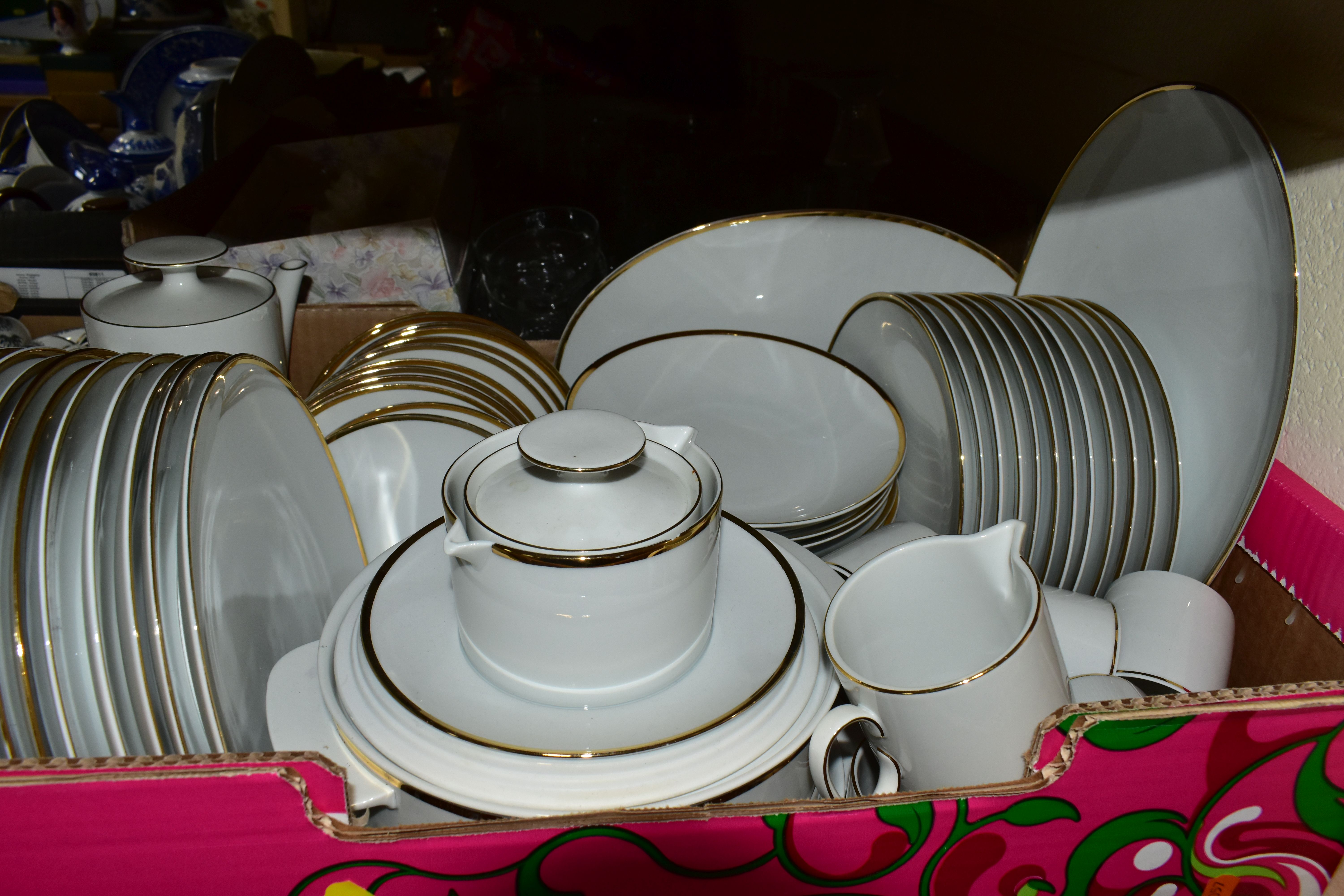 FIVE BOXES AND LOOSE CERAMICS AND GLASS, to include a fourteen piece Alaera Spanish coffee set, a - Image 6 of 8