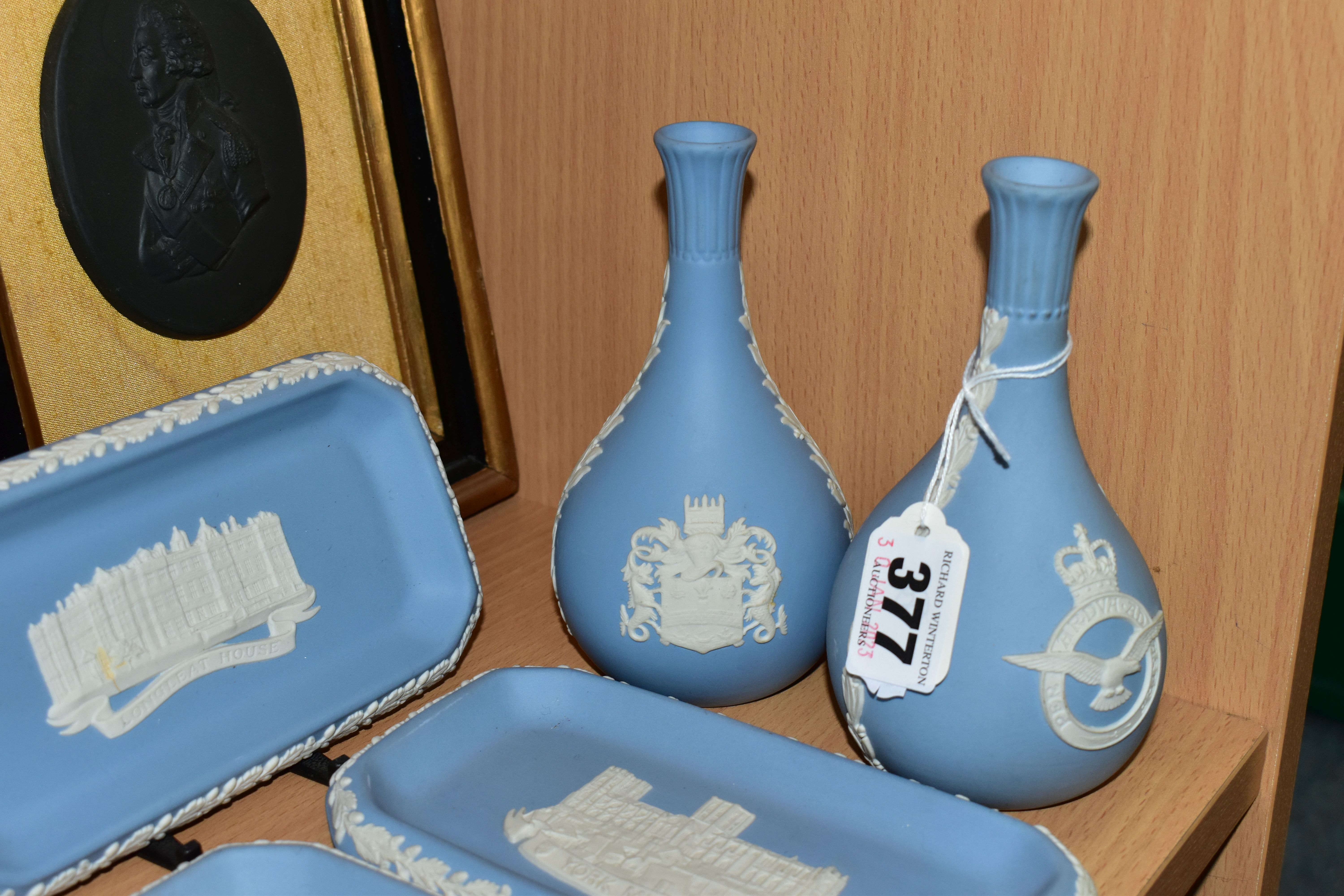 A COLLECTION OF WEDGWOOD JASPER WARES, mainly pale blue, to include a bud vase and 16.5cm plate with - Image 2 of 6