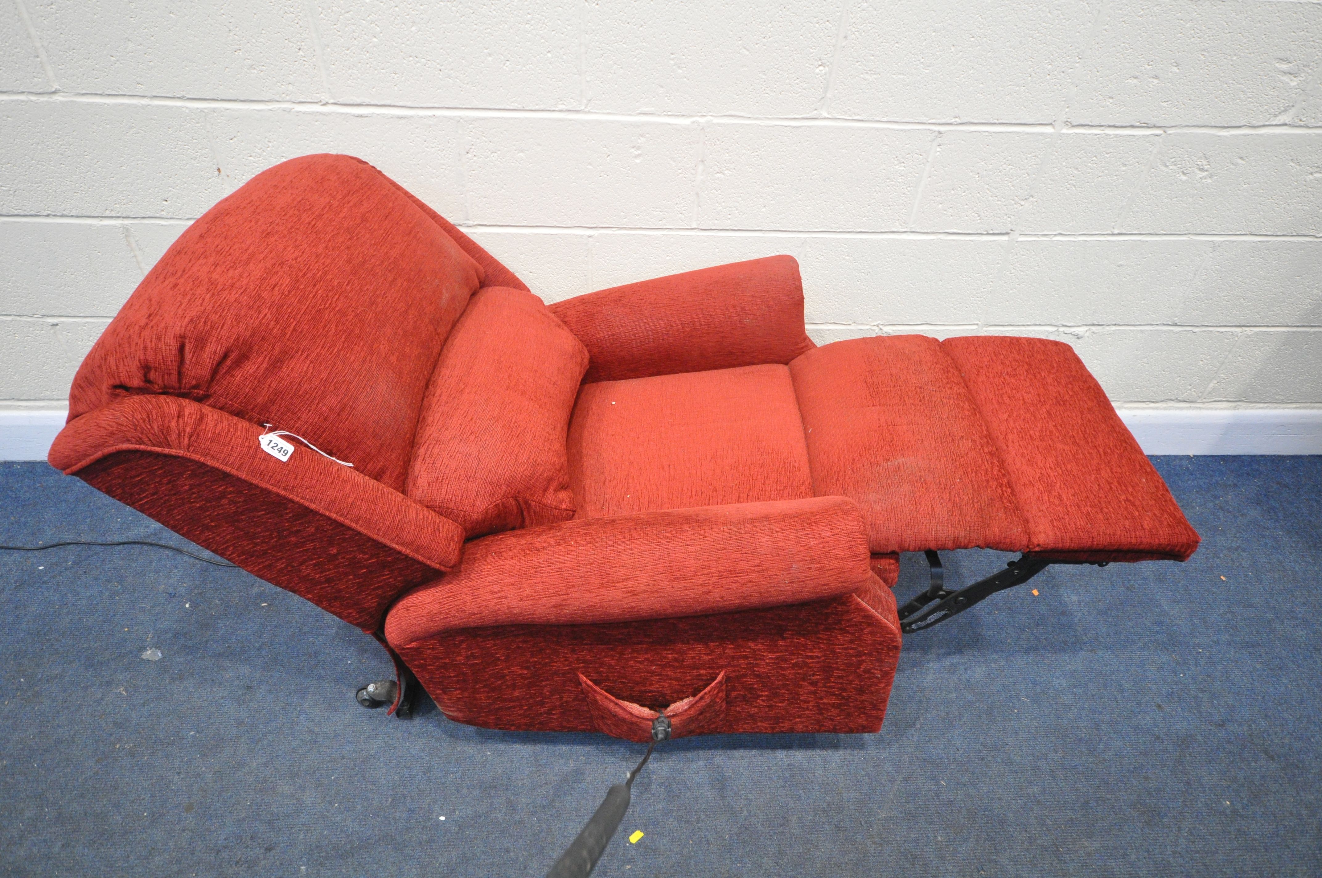 A CELEBRITY RED UPHOLSTERED ELECTRIC RISE AND RECLININER (PAT pass and working, condition:-fabric - Image 3 of 3