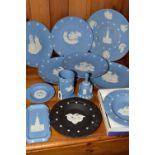 A COLLECTION OF USA THEMED WEDGWOOD JASPER WARES, mainly pale blue, to include a boxed 'Eagle and