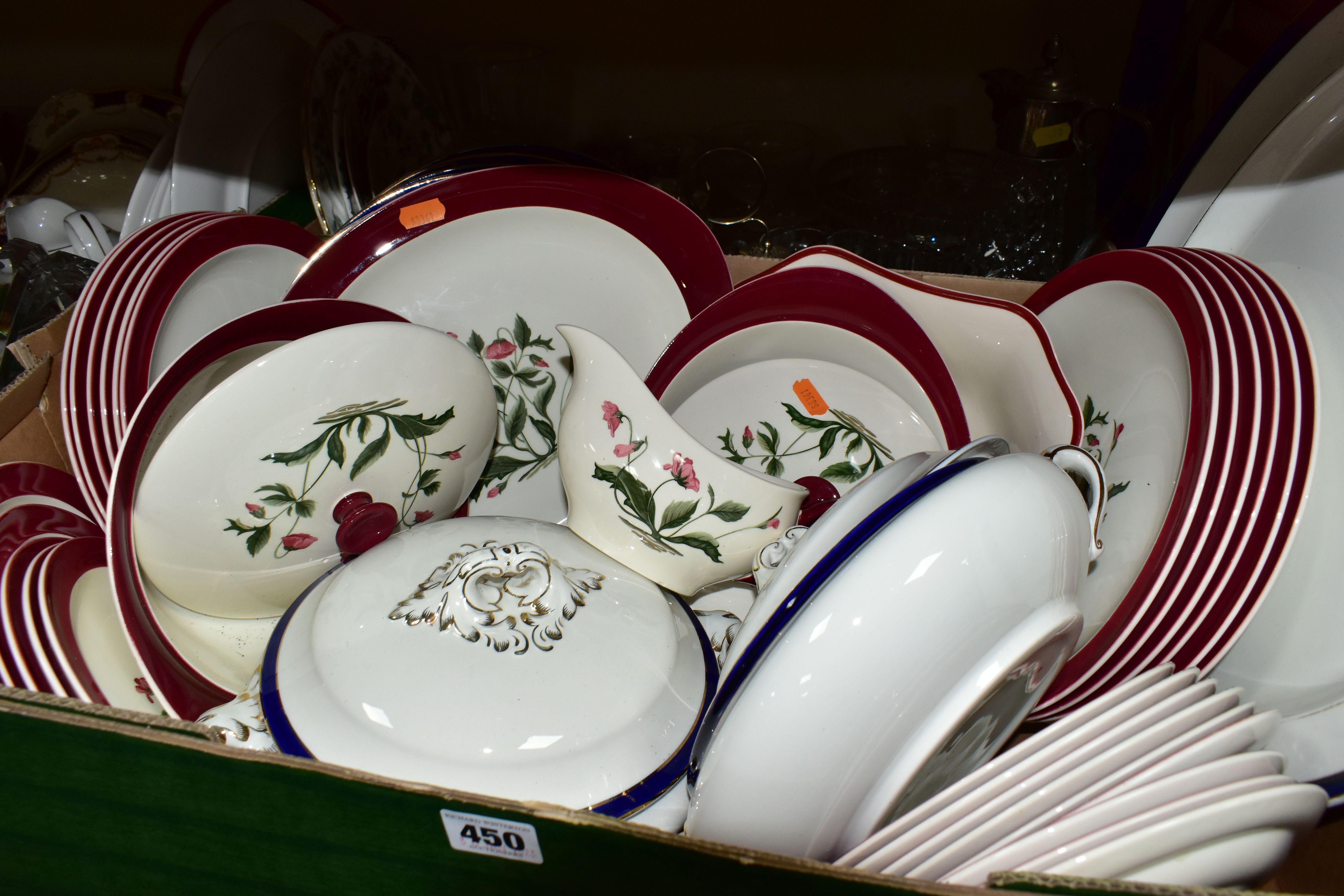 THREE BOXES OF DINNER WARES AND CUT GLASS, to include Wedgwood 'Mayfield' pattern dinner set - Bild 3 aus 6