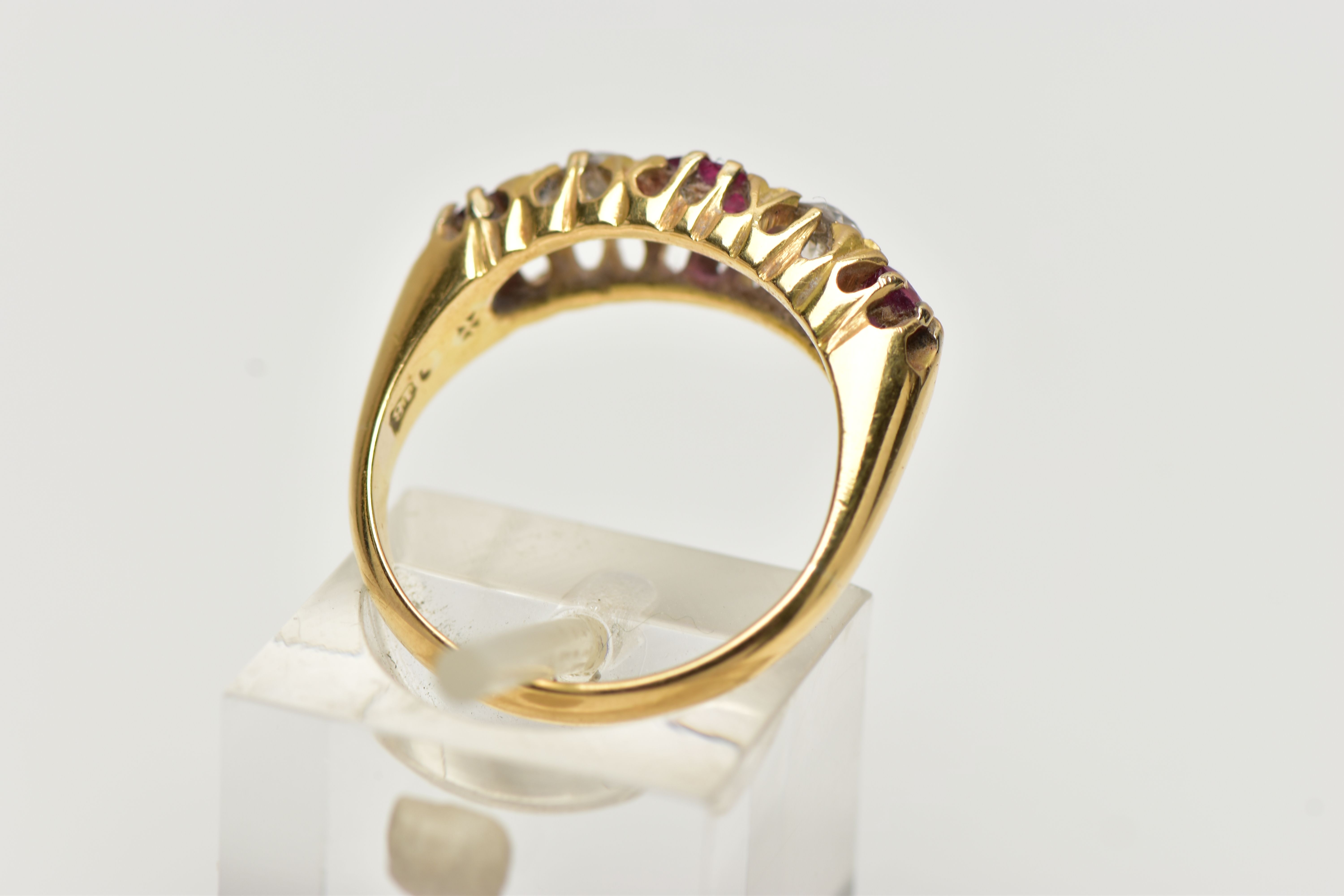 AN EARLY 20TH CENTURY 18CT GOLD, RUBY AND DIAMOND RING, designed with three circular cut rubies, - Image 3 of 5