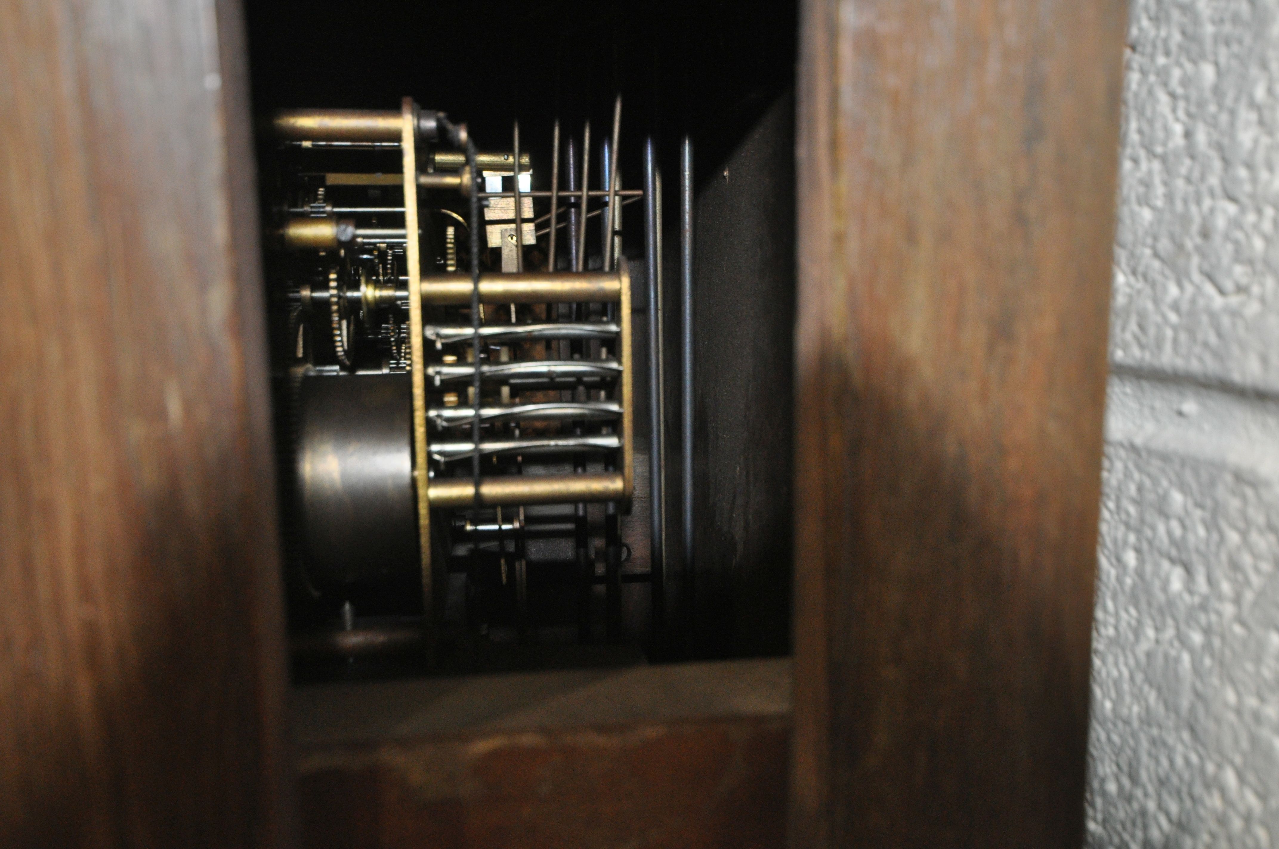 AN EARLY TO MID 20TH CENTURY OAK LONGCASE CLOCK, with a brass and silvered 9 inch dial, Roman - Image 5 of 5