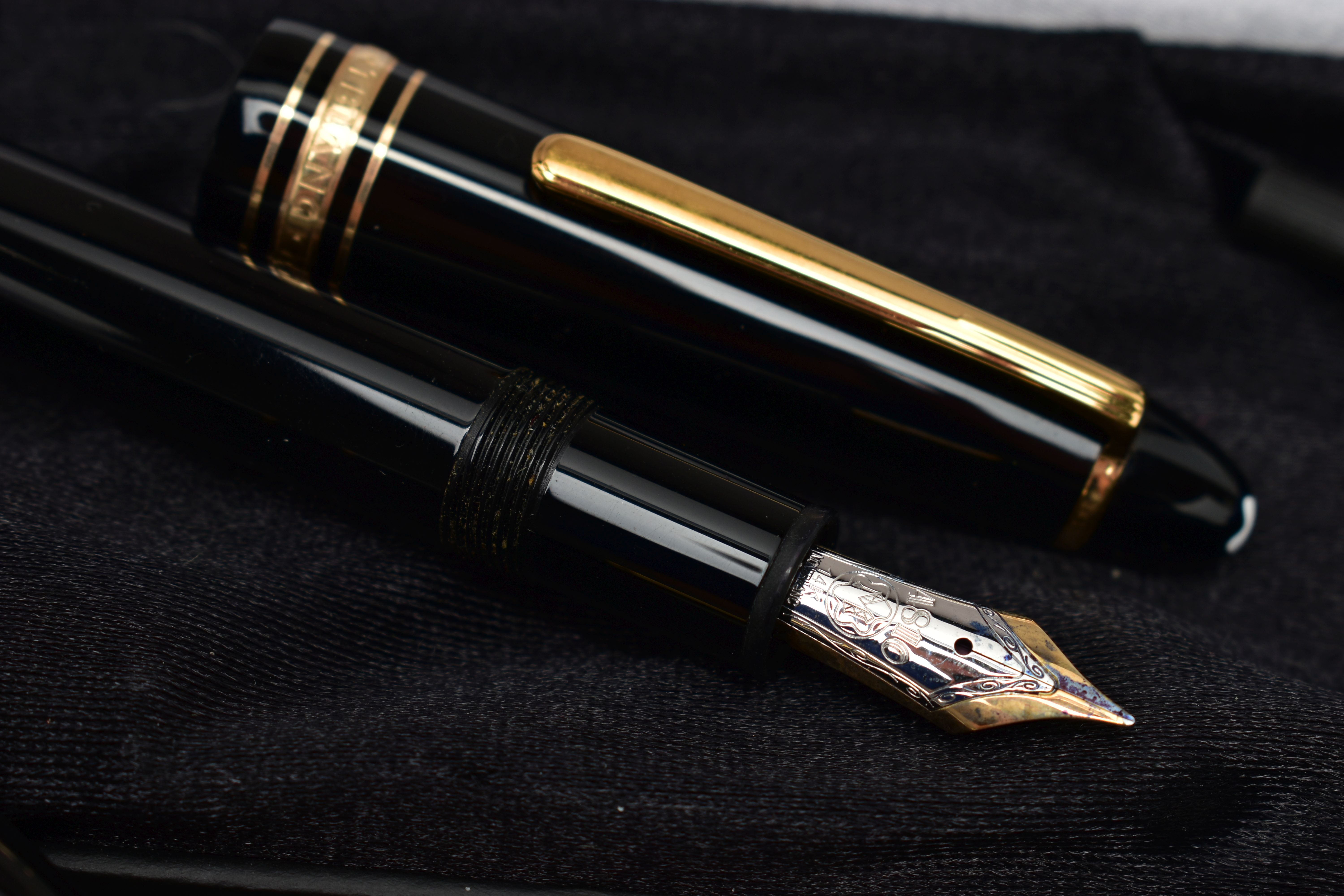 A CASED SET OF TWO 'MONTBLANC' PENS AND OTHER ITEMS, to include a black lacquer with gold trim, - Image 2 of 6