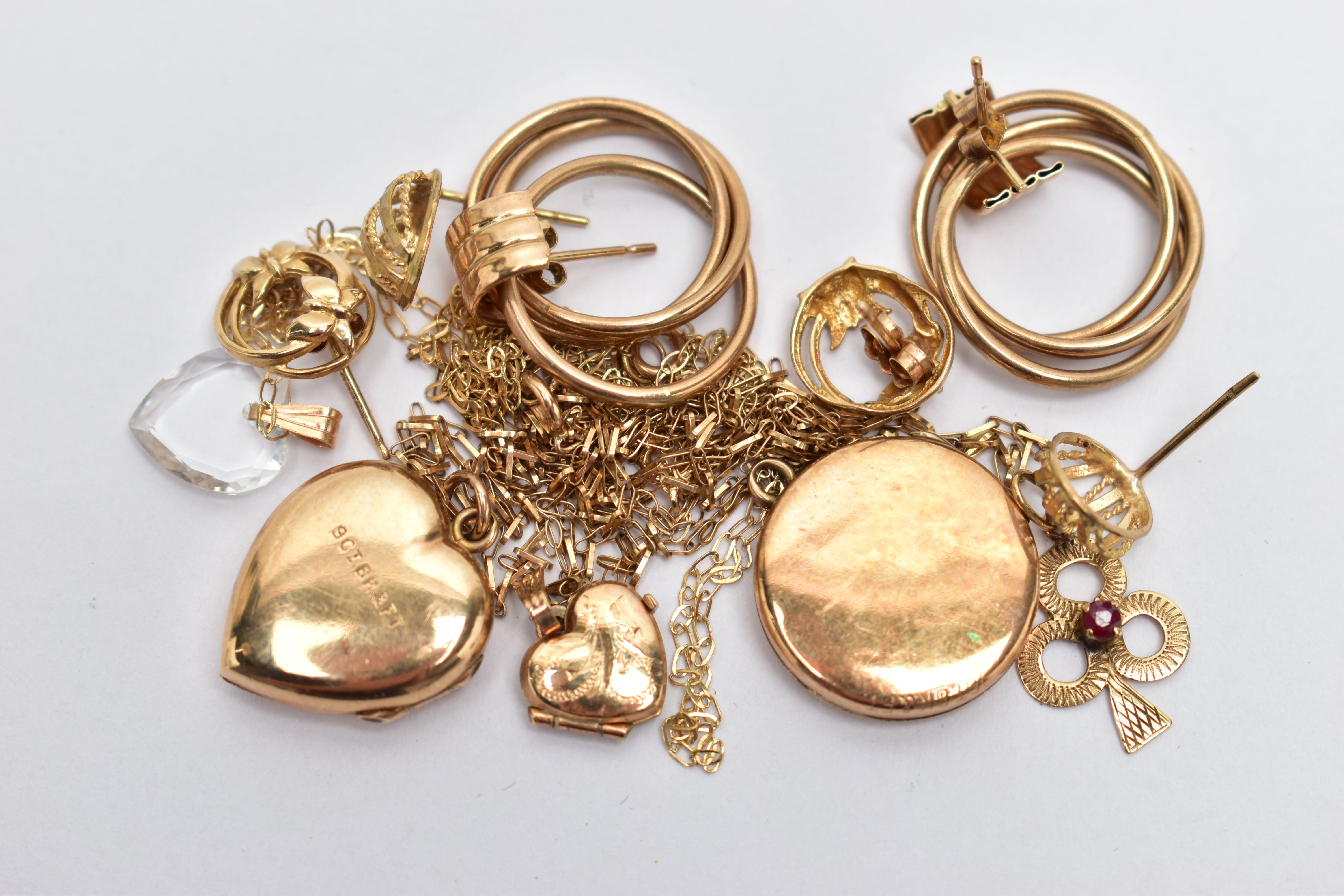 ASSORTED YELLOW METAL JEWELLERY, to include a pair of hoop earrings, two pairs of stud earrings, - Image 2 of 3