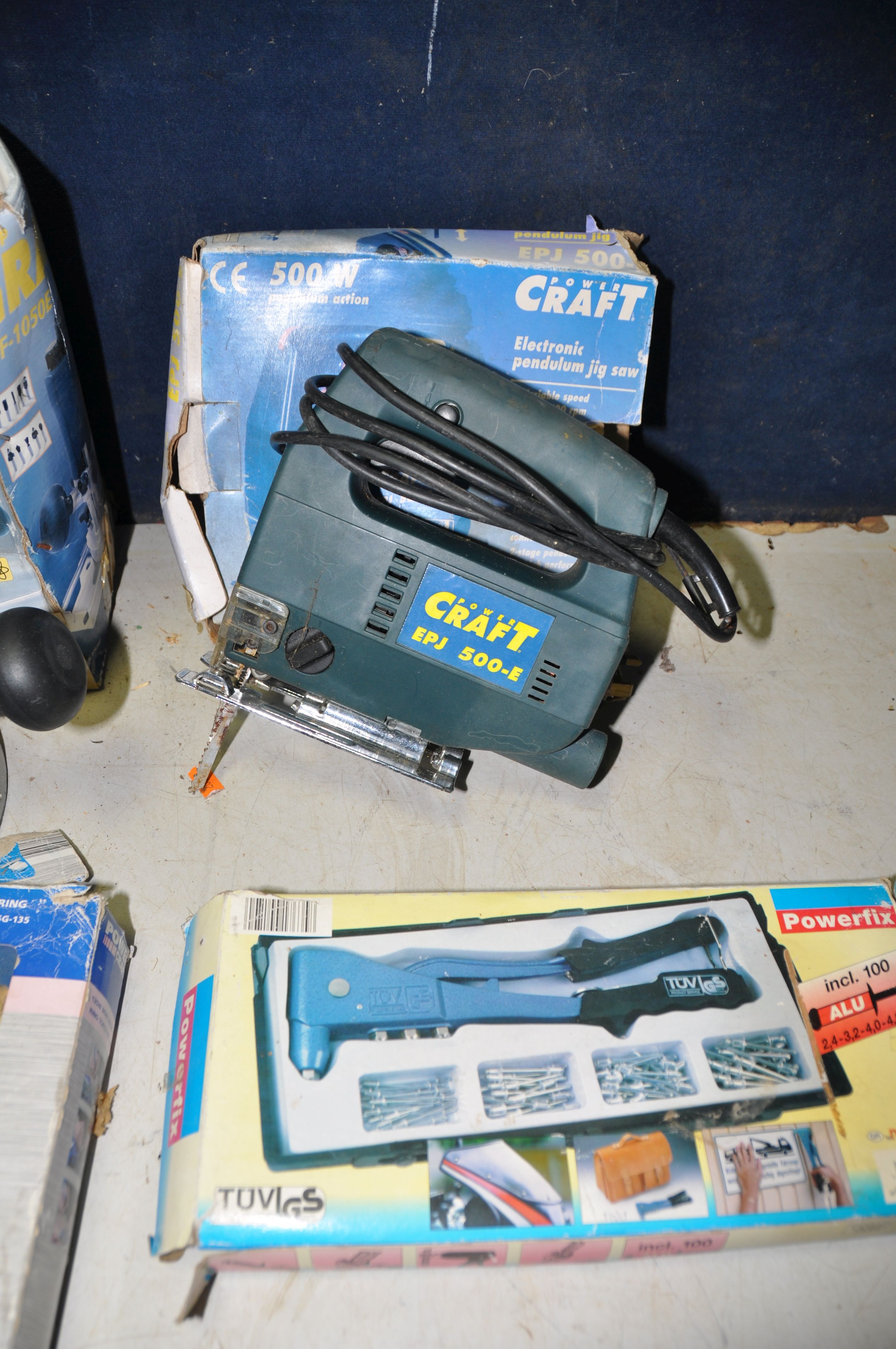 A COLLECTION OF POWERCRAFT TOOLS to include a Powercraft PFB-1050E router, Powercraft EPJ-500-E - Image 2 of 3