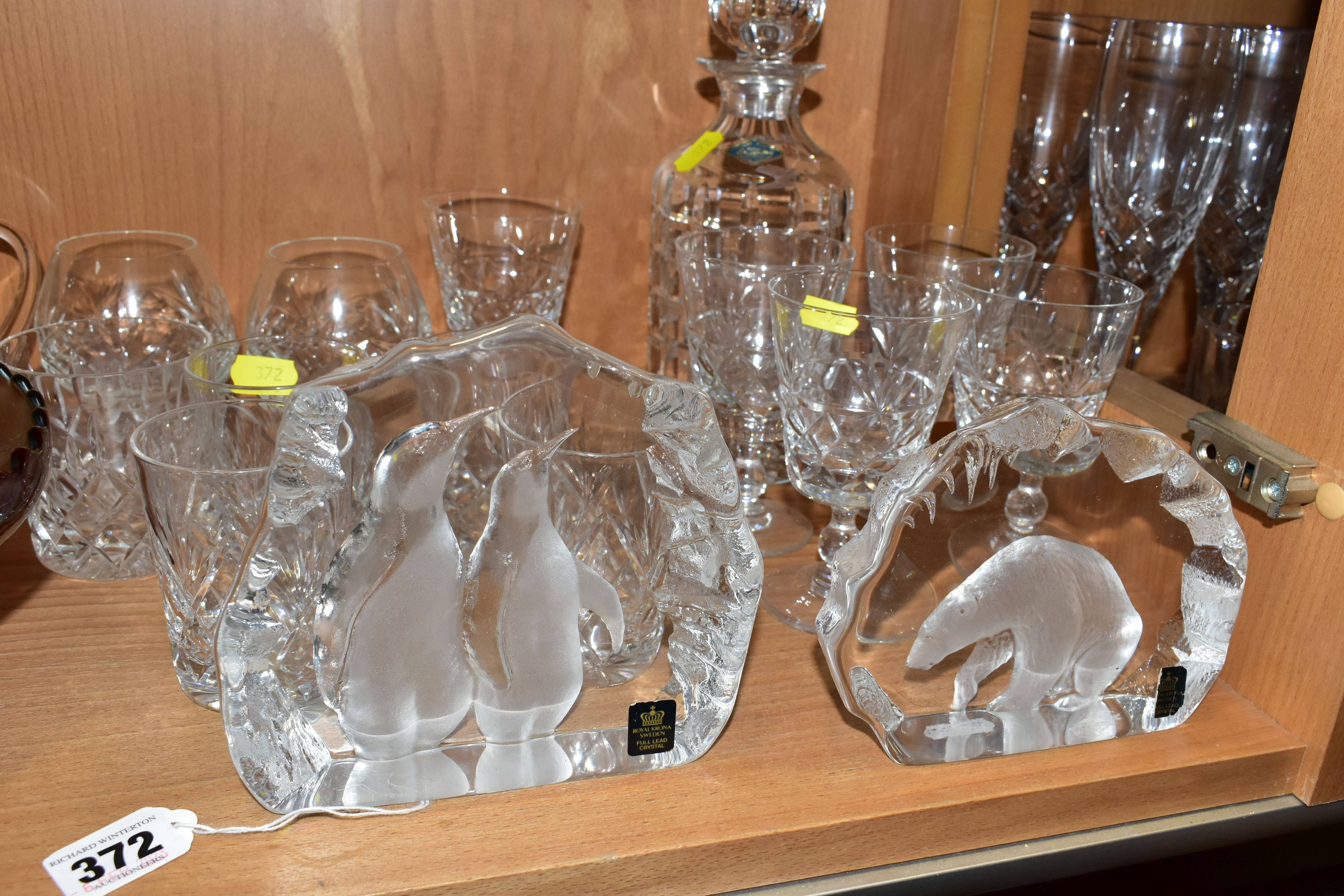 A COLLECTION OF CUT CRYSTAL, comprising two Swedish Royal Krona lead crystal sculptures, Penguins, - Image 2 of 7