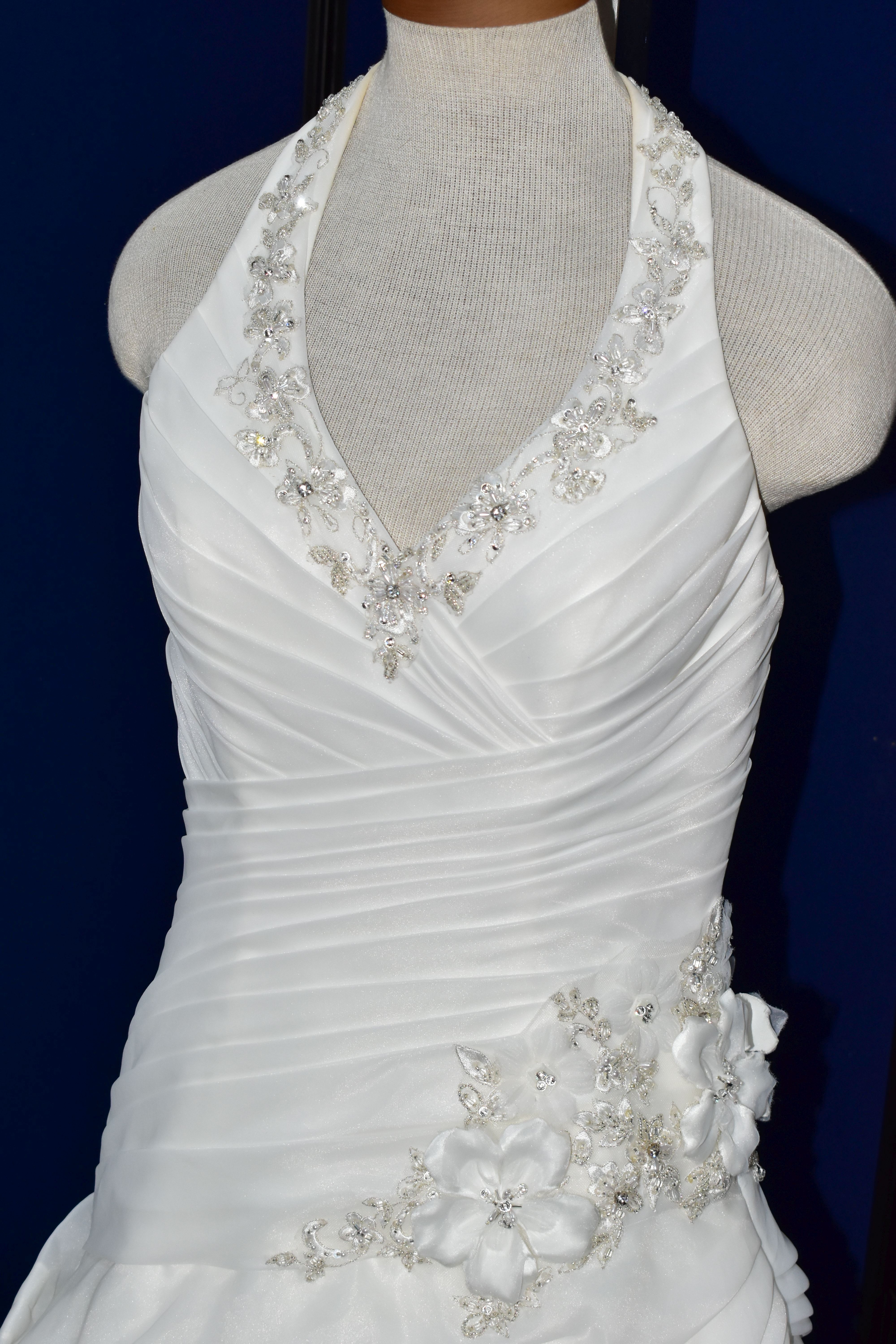 WEDDING GOWN, 'Kenneth Winston' Private Label by G, size 8/10, white pleated bodice, halter neck, - Image 3 of 17
