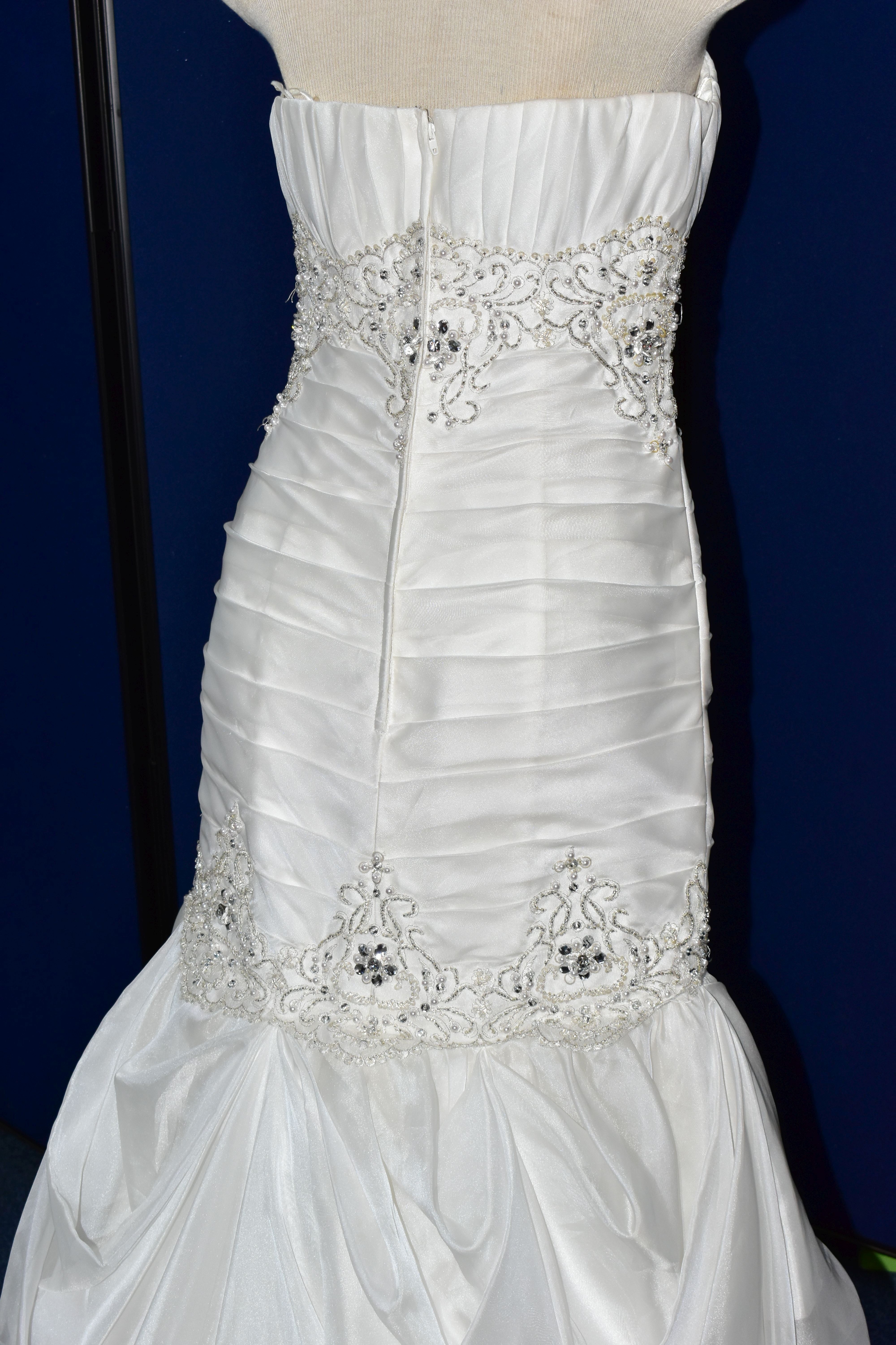 WEDDING GOWN, white strapless gown, pleated bodice pearl and beaded appliques, size 10 (1) - Image 12 of 14