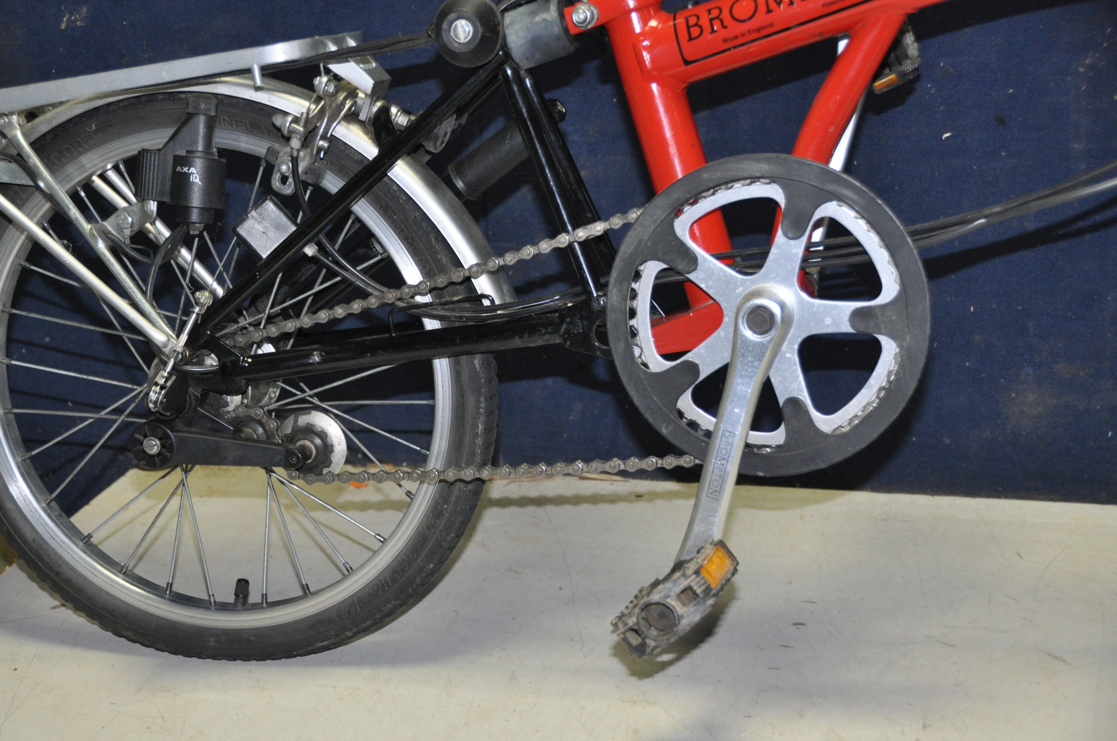 A BROMPTON FOLDING BIKE WITH BAG in red - Image 5 of 6