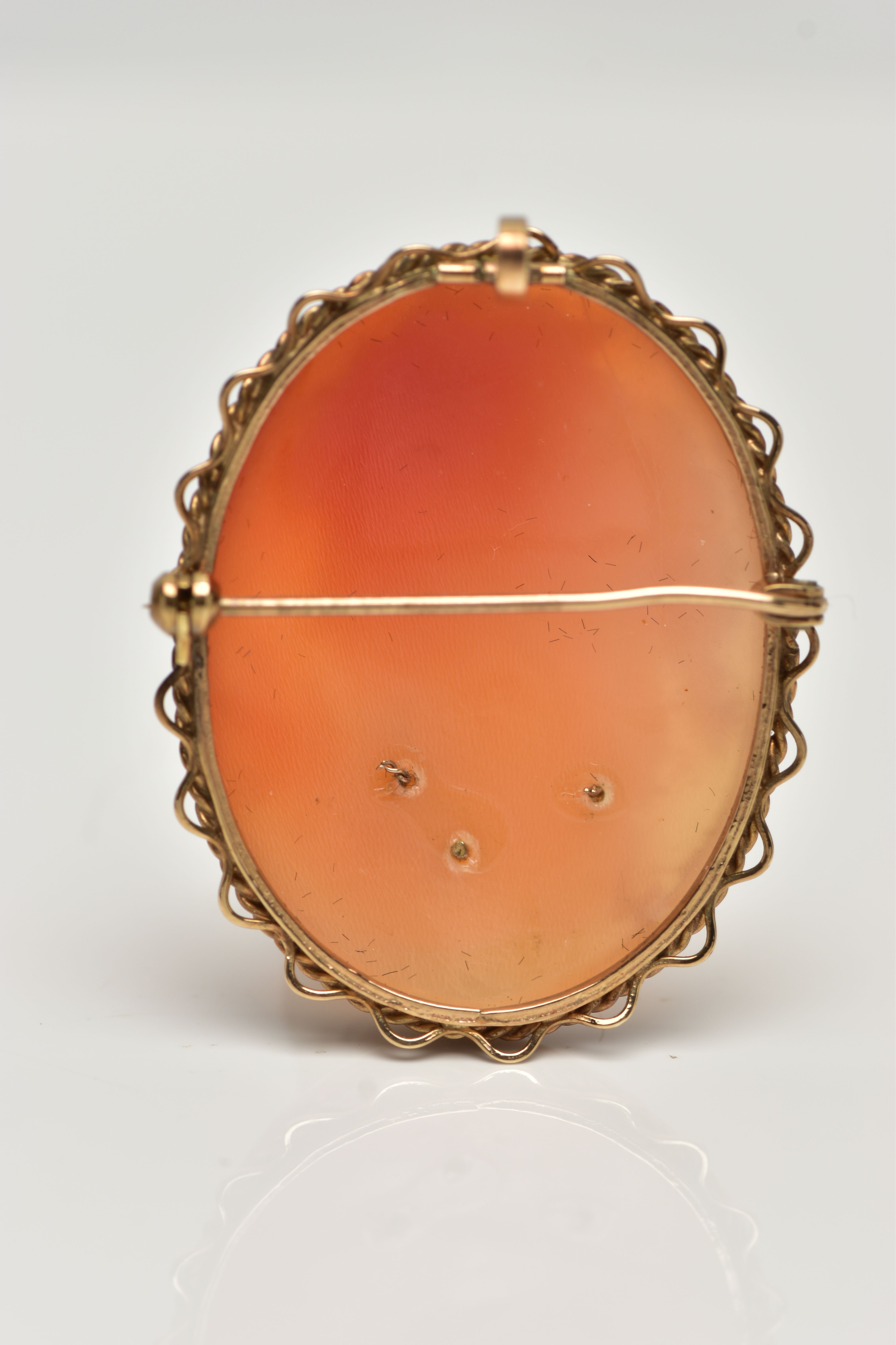 A 9CT GOLD HABILLE CAMEO BROOCH, carved oval shell cameo, depicting a lady in profile, dressed - Image 3 of 5