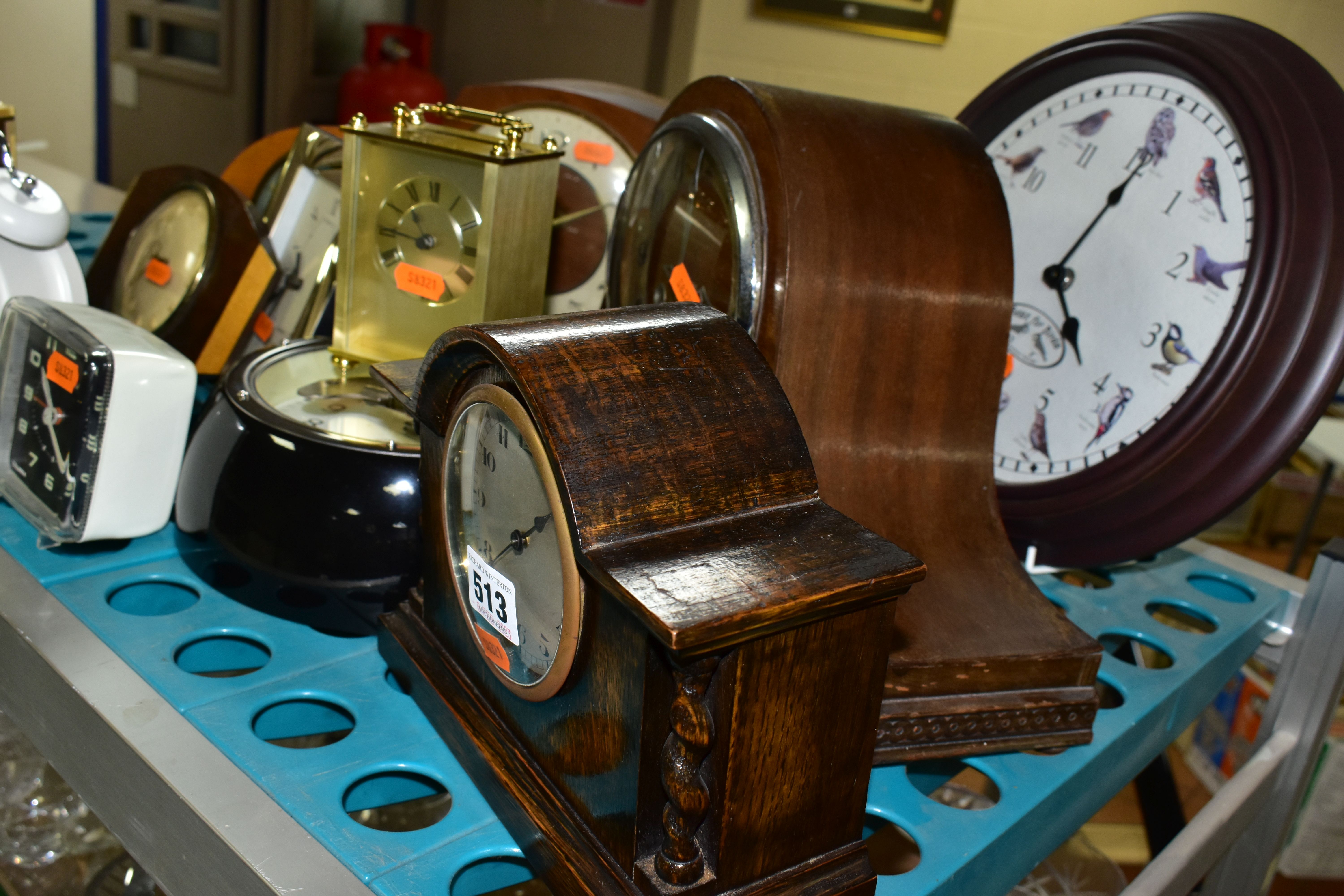 A GROUP OF CLOCKS, to include a Metamec carriage clock, a Westclox mid twentieth century table - Image 5 of 5