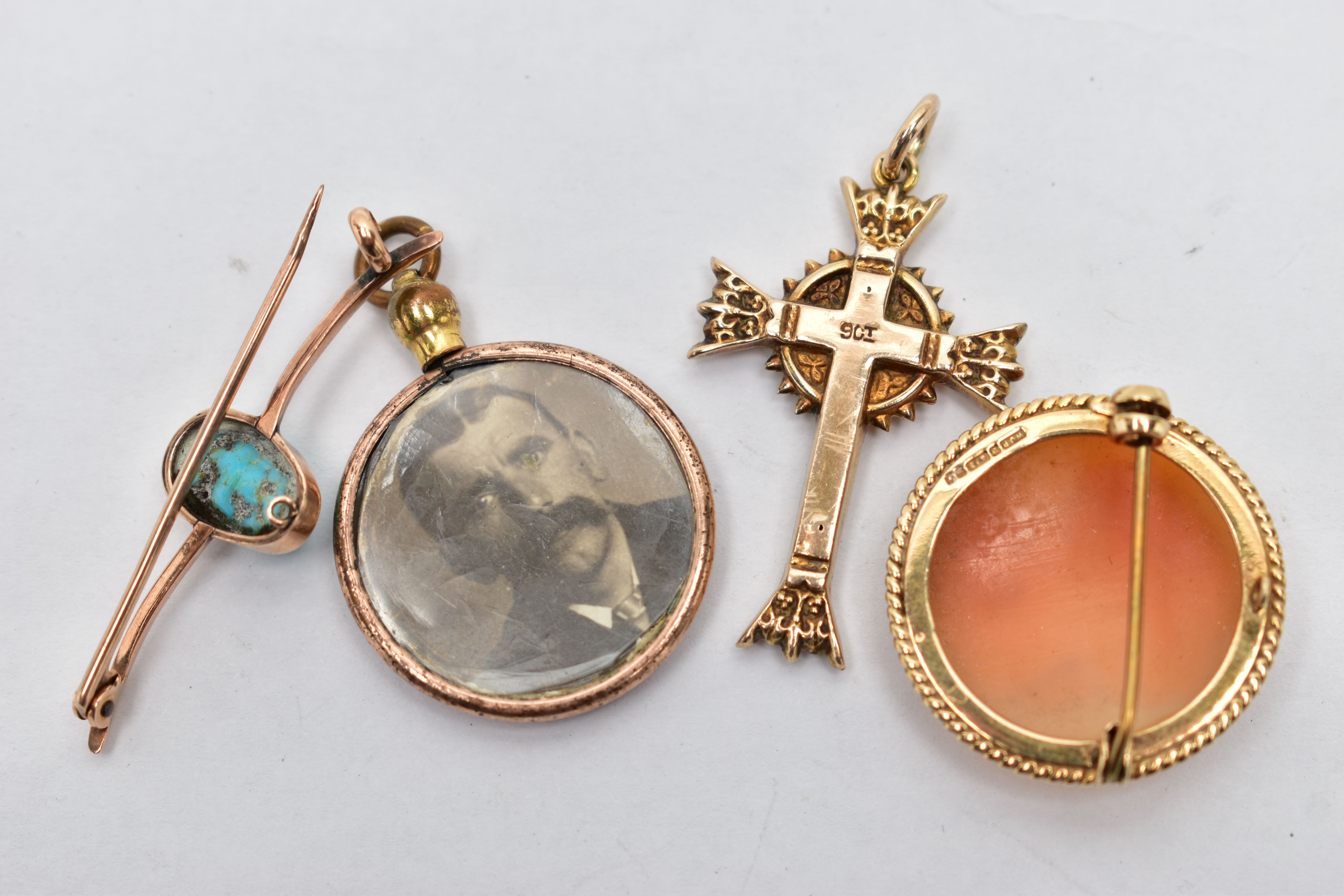 FOUR PIECES OF JEWELLERY, to include a hollow cross pendant, stamped 9ct, fitted with a jump ring, - Image 2 of 2