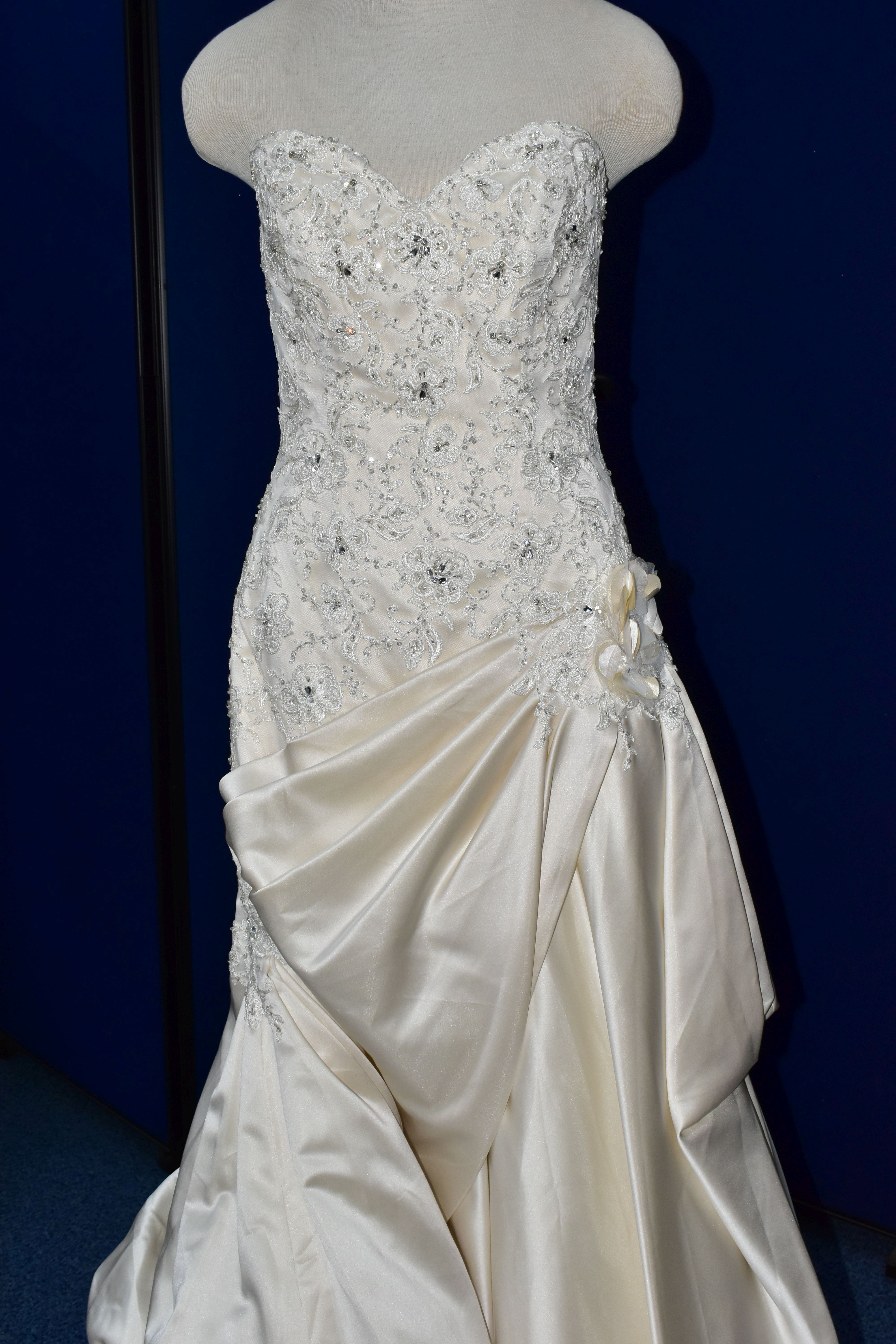 WEDDING GOWN, champagne, size 10/12, satin with beaded appliques, gathered satin skirt (1) - Image 2 of 13