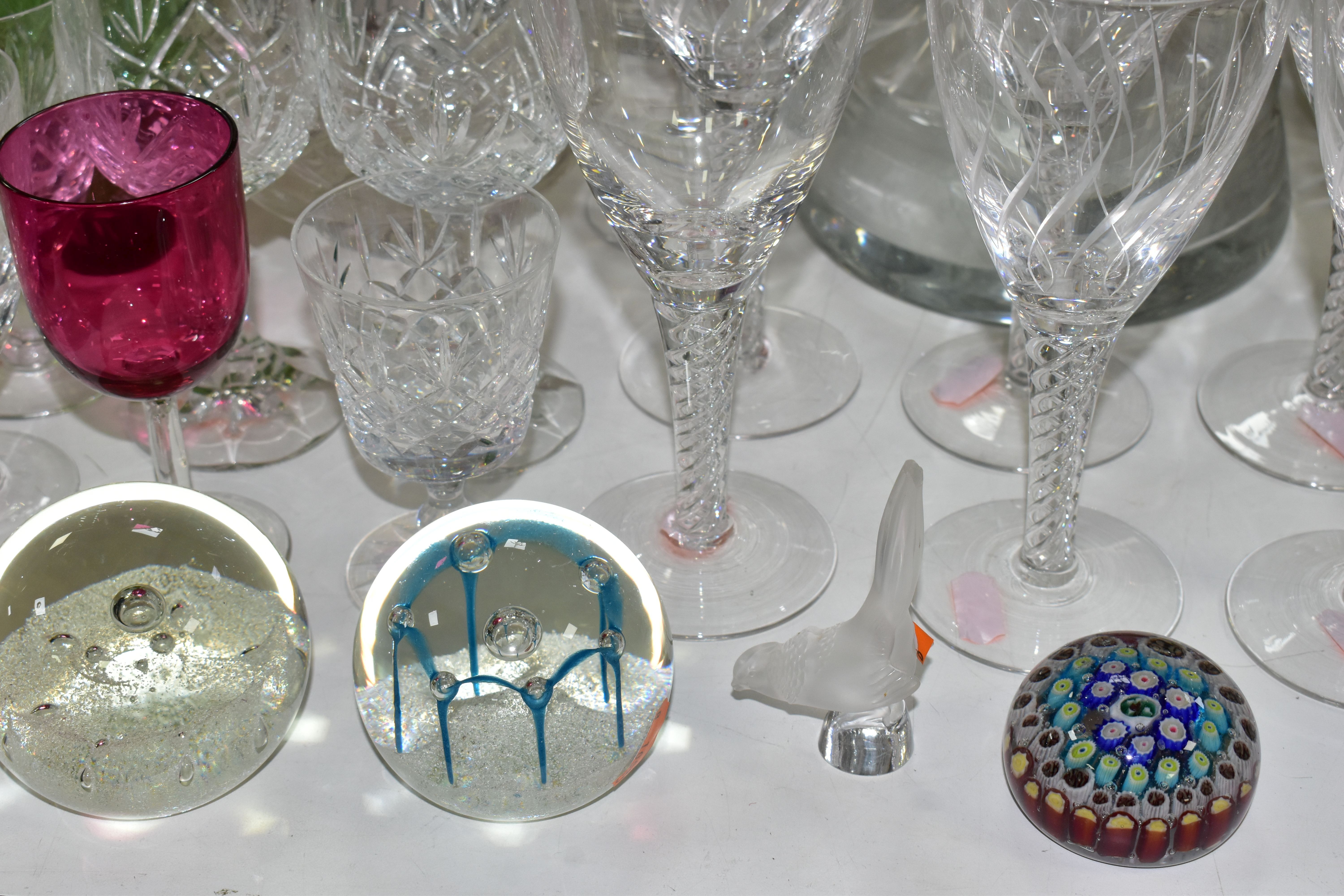 A GROUP OF CUT CRYSTAL AND COLOURED GLASSWARES, to include a large Stuart Crystal Cascade vase - Image 3 of 7