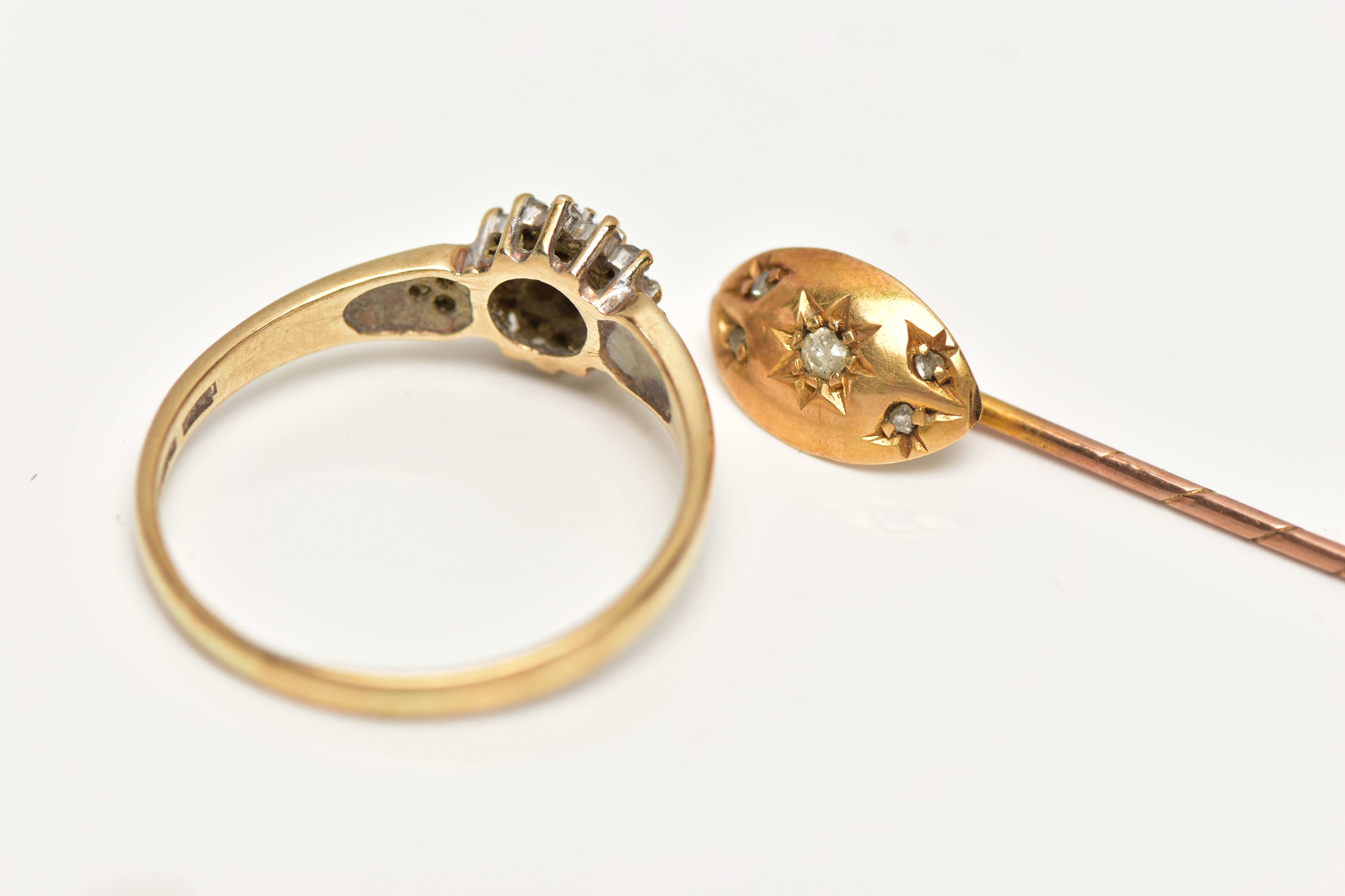 A 9CT GOLD DIAMOND CLUSTER RING AND A DIAMOND STICK PIN, slightly tiered round cluster, set with - Image 5 of 5