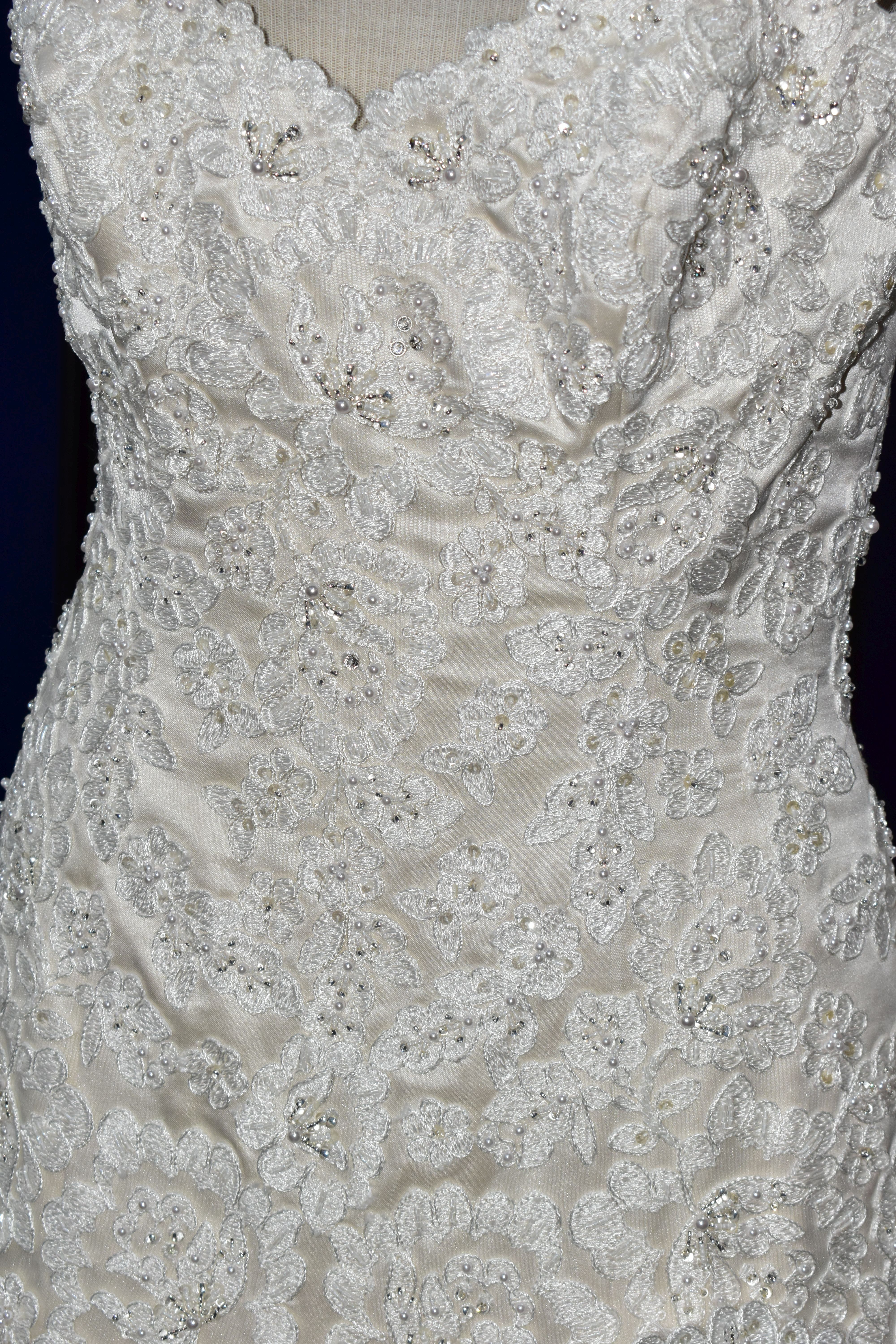 WEDDING DRESS, 'David Tutera' champagne, size 6, satin, strapless, beaded appliques (1) - Image 3 of 10