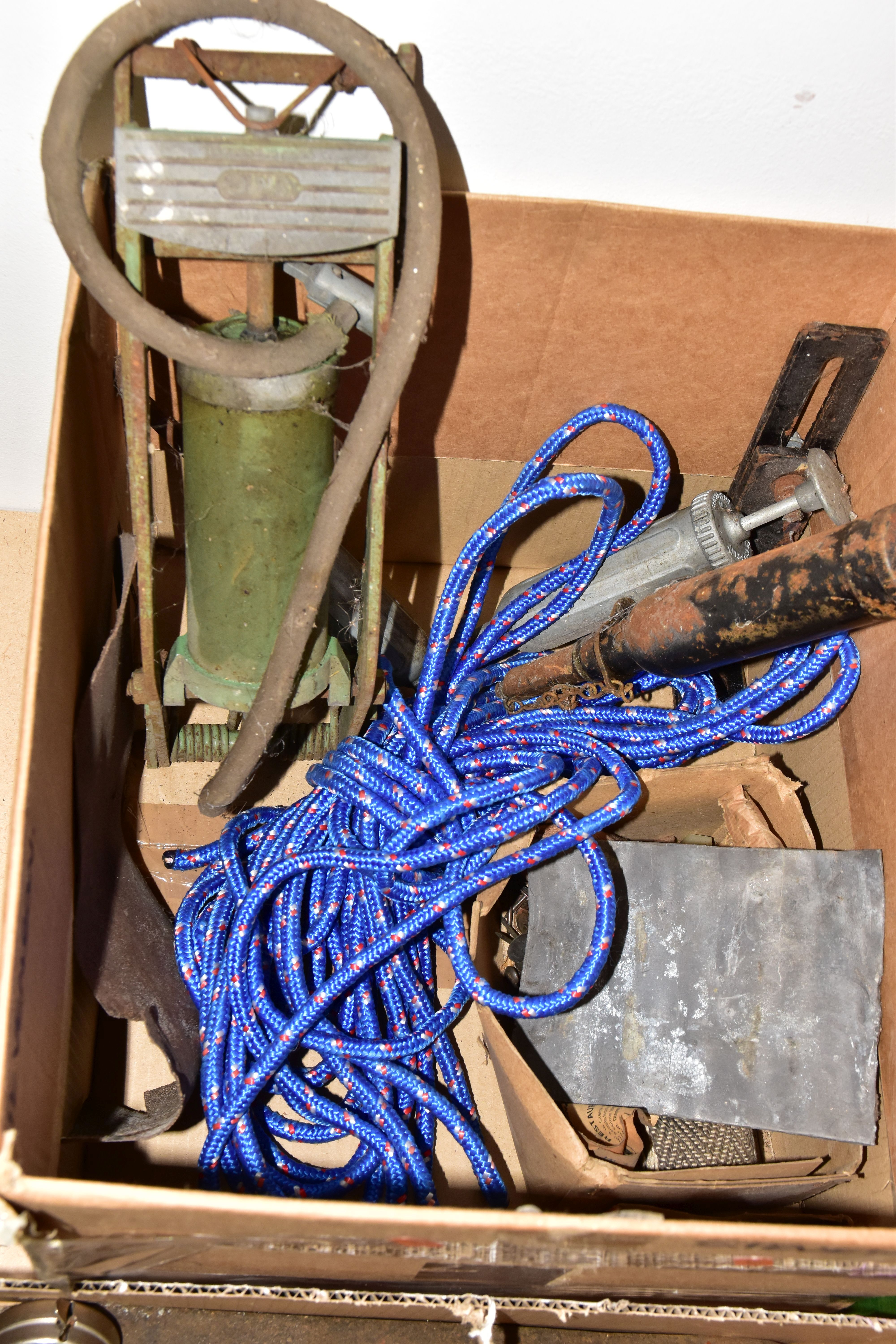 FOUR BOXES OF MISCELLANEOUS VINTAGE HAND TOOLS & TRACING PAPER to include files, screwdrivers, - Image 4 of 5