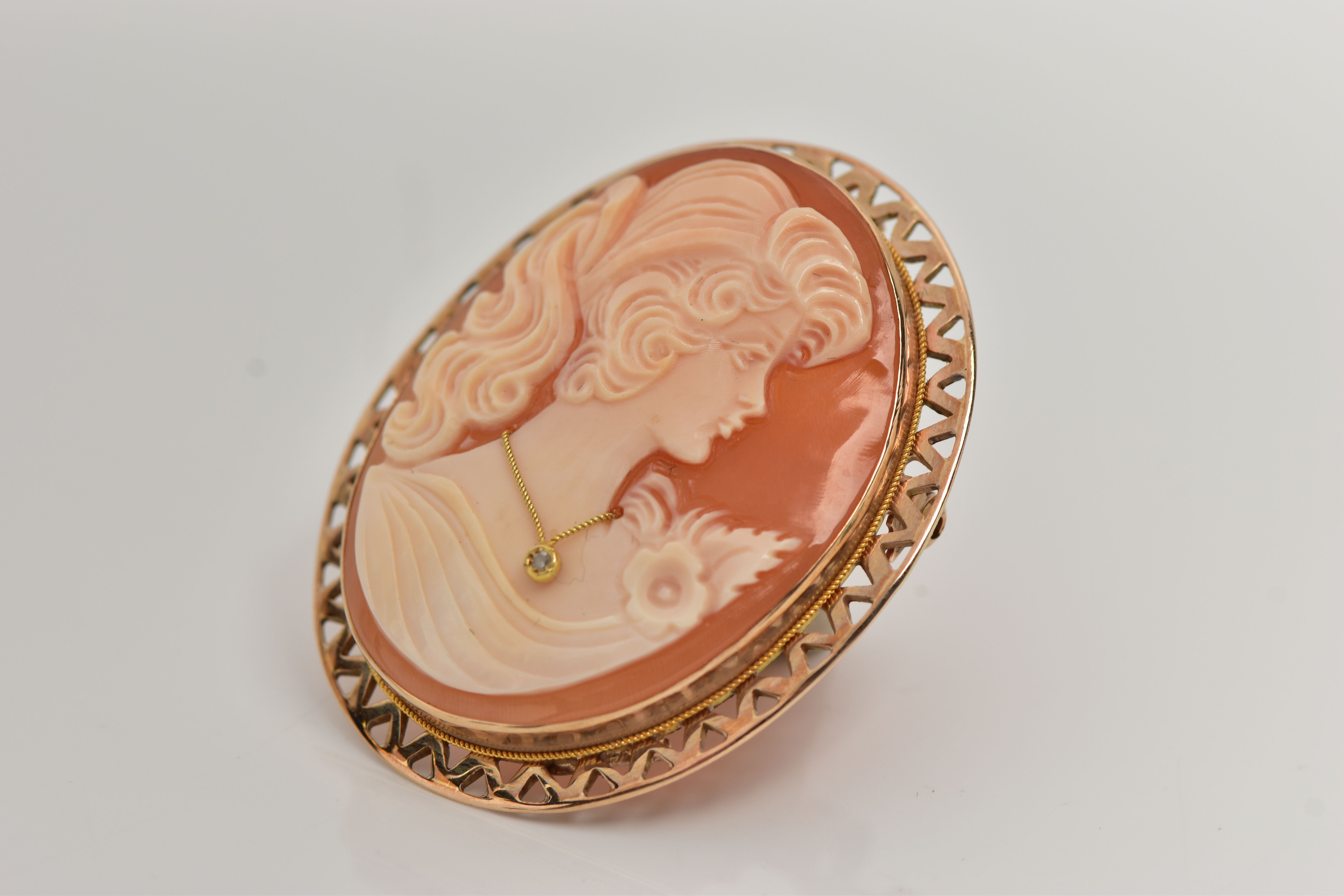 A 9CT GOLD HABILLE CAMEO BROOCH, carved oval shell cameo, depicting a lady in profile, dressed - Image 2 of 6