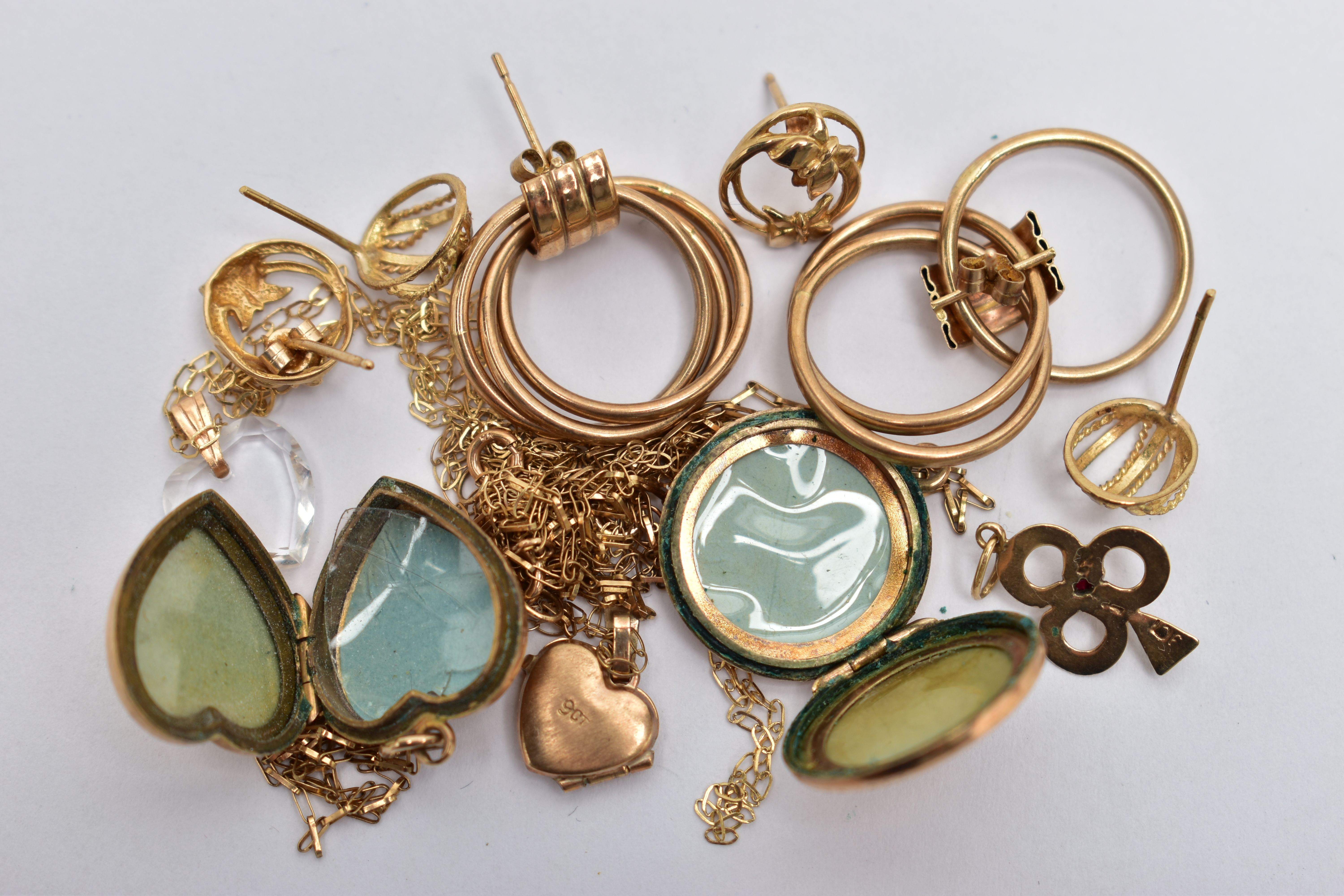 ASSORTED YELLOW METAL JEWELLERY, to include a pair of hoop earrings, two pairs of stud earrings, - Image 3 of 3