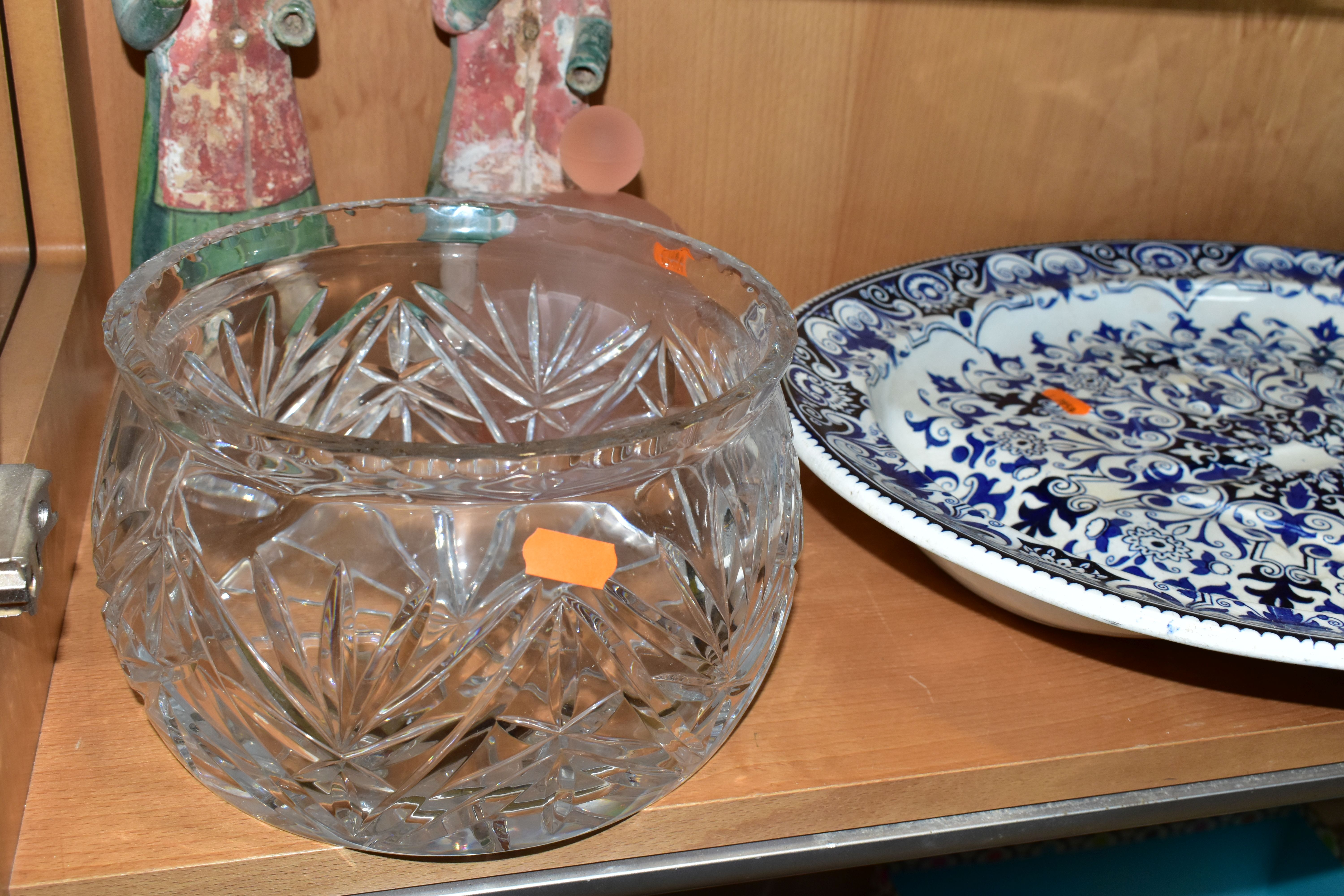 A COLLECTION OF CUT CRYSTAL AND CERAMICS, comprising four Thomas Webb tumblers and matching ship's - Image 17 of 17