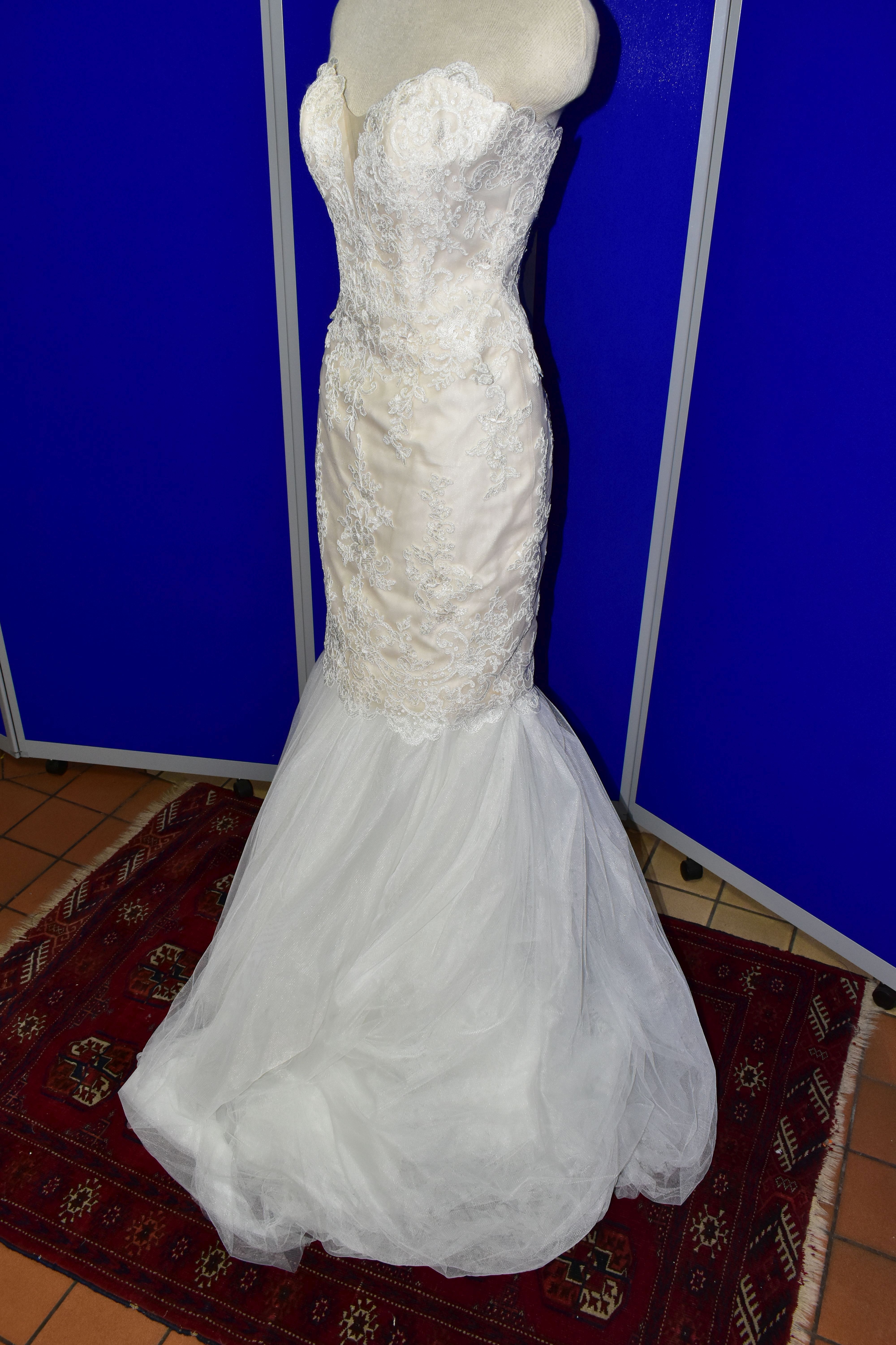 WEDDING DRESS, end of season stock clearance (may have slight marks or very minor damage) David - Image 8 of 19
