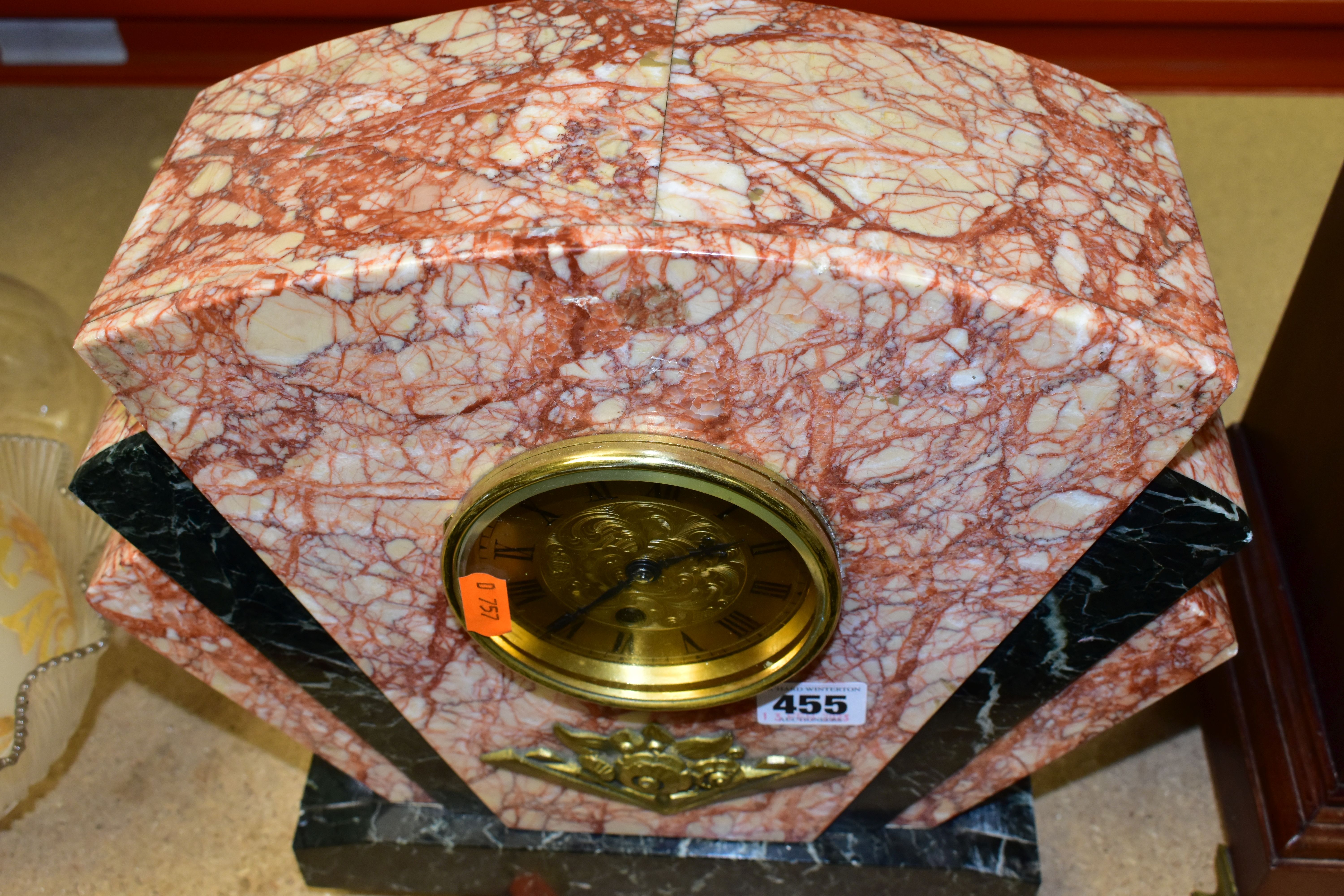 AN ART DECO MARBLE MANTLE CLOCK, the case of geometric fan design, with red and black marble and - Image 5 of 6