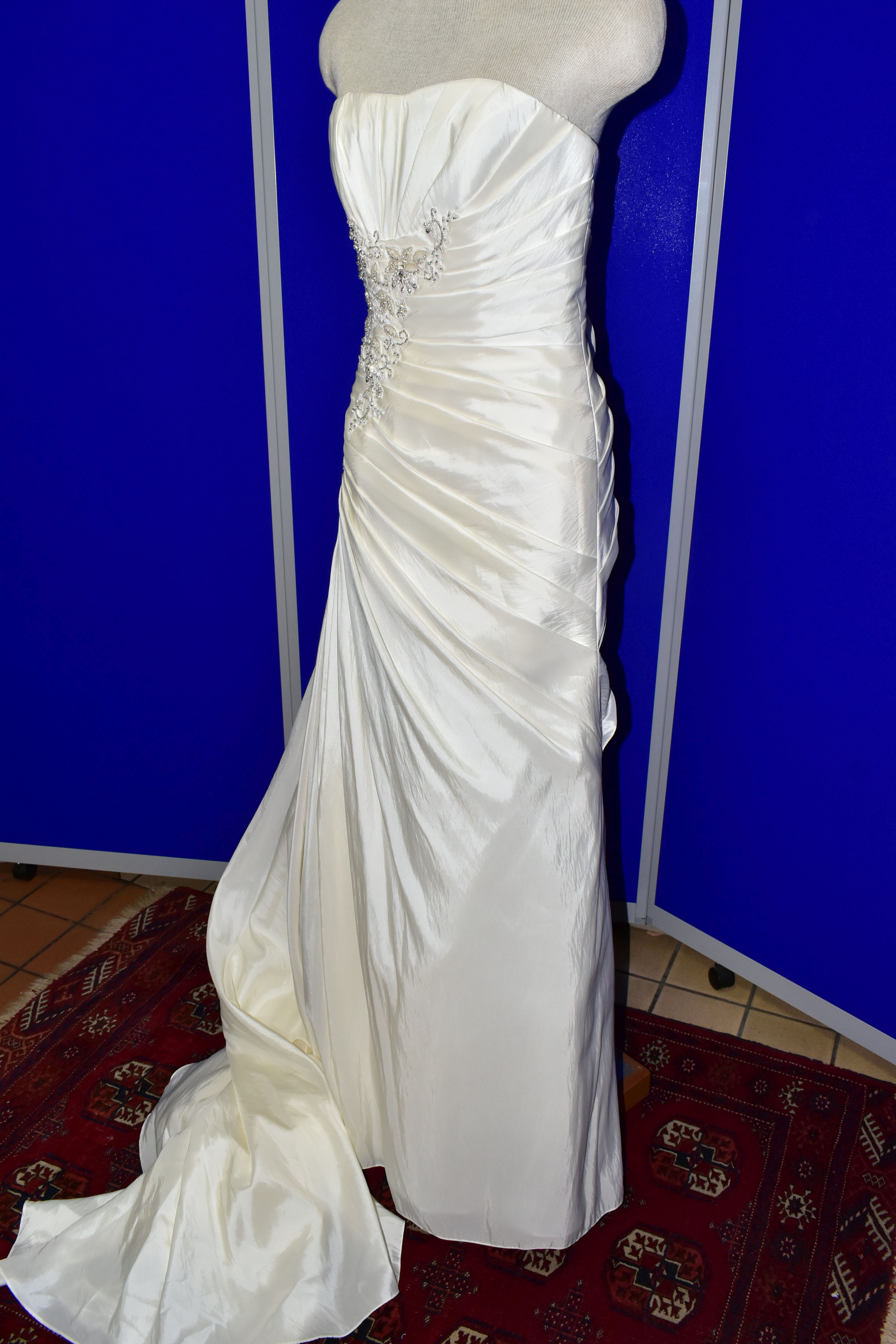 WEDDING DRESS, end of season stock clearance (may have slight marks) Ivory satin pleated, size 8, - Image 5 of 14