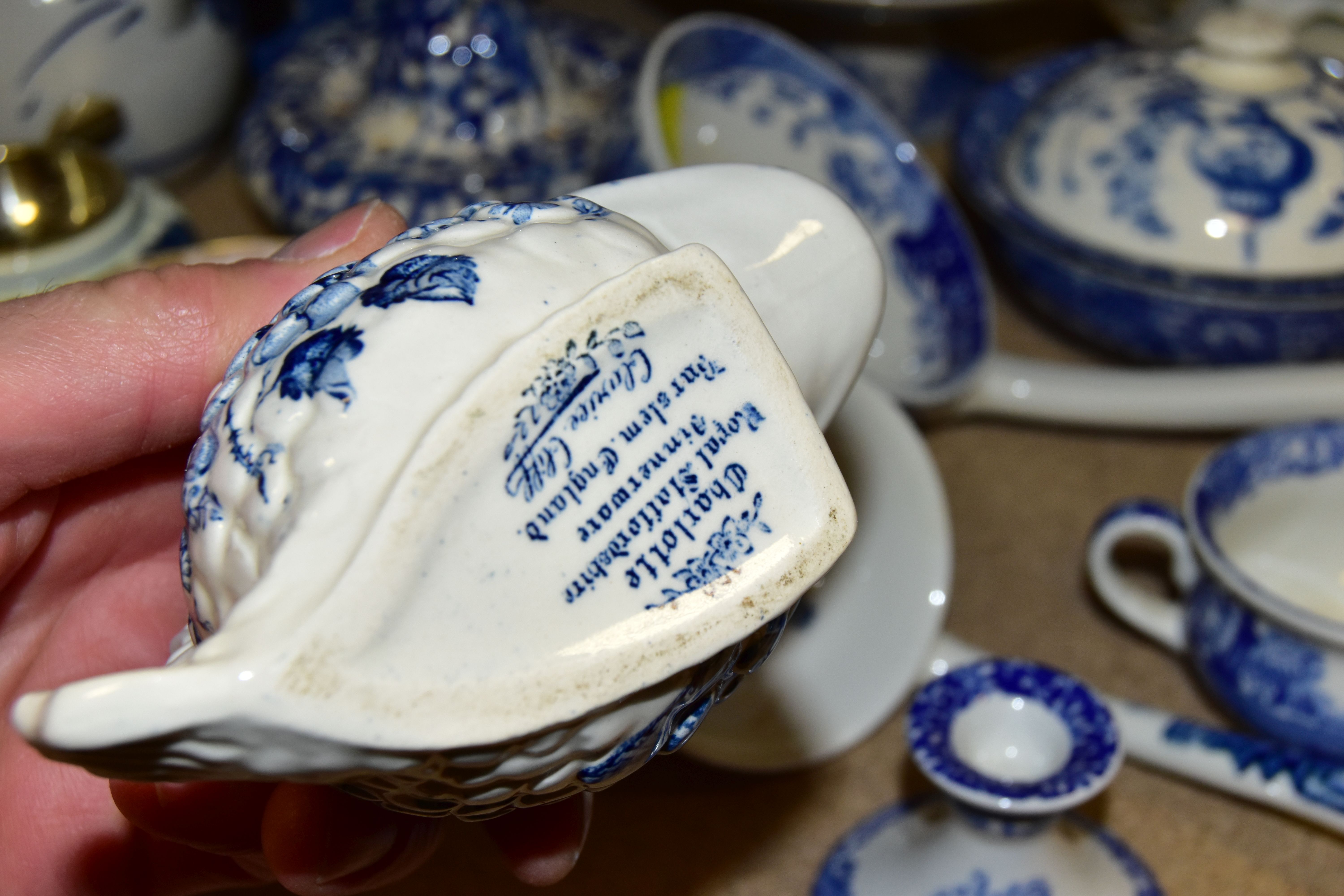 A COLLECTION OF BLUE AND WHITE CERAMICS, comprising a Staffordshire ironstone candle holder, a - Image 3 of 6