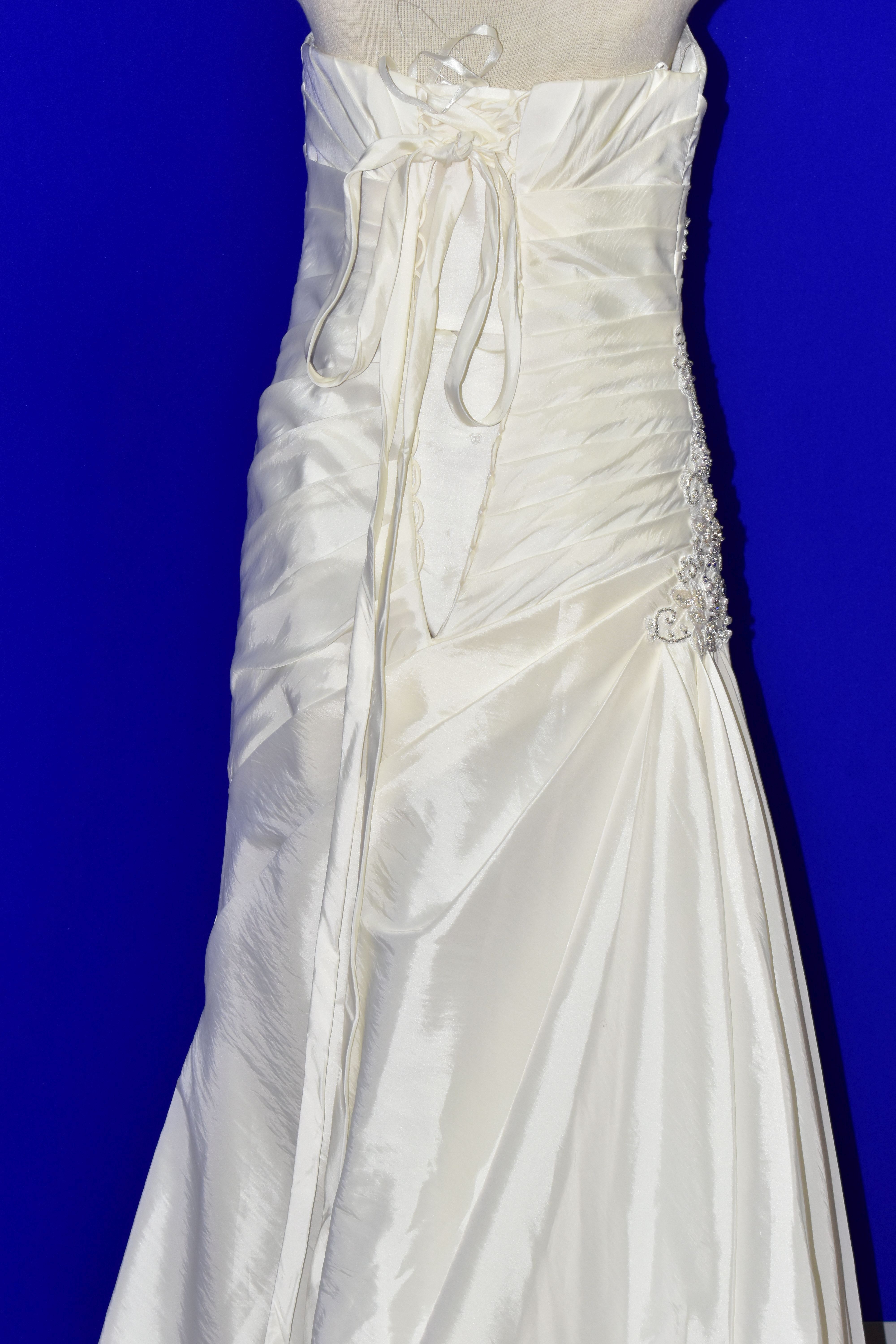 WEDDING DRESS, end of season stock clearance (may have slight marks) Ivory satin pleated, size 8, - Image 11 of 14