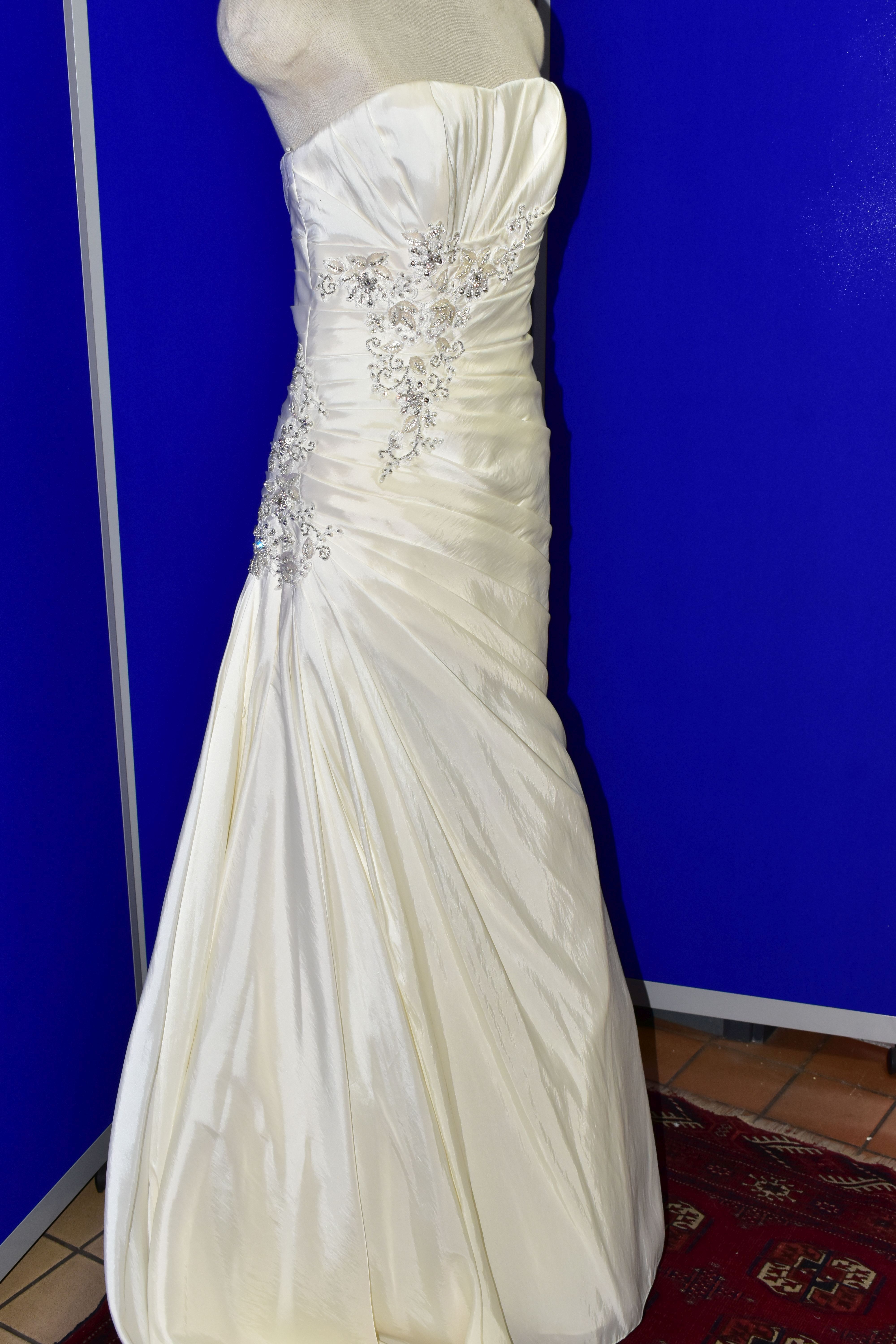 WEDDING DRESS, end of season stock clearance (may have slight marks) Ivory satin pleated, size 8, - Image 7 of 14