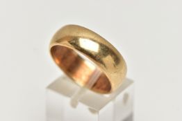 A 9CT GOLD BAND RING, of D-shape, hallmarked 9ct Birmingham, ring size T, width 7mm, approximate